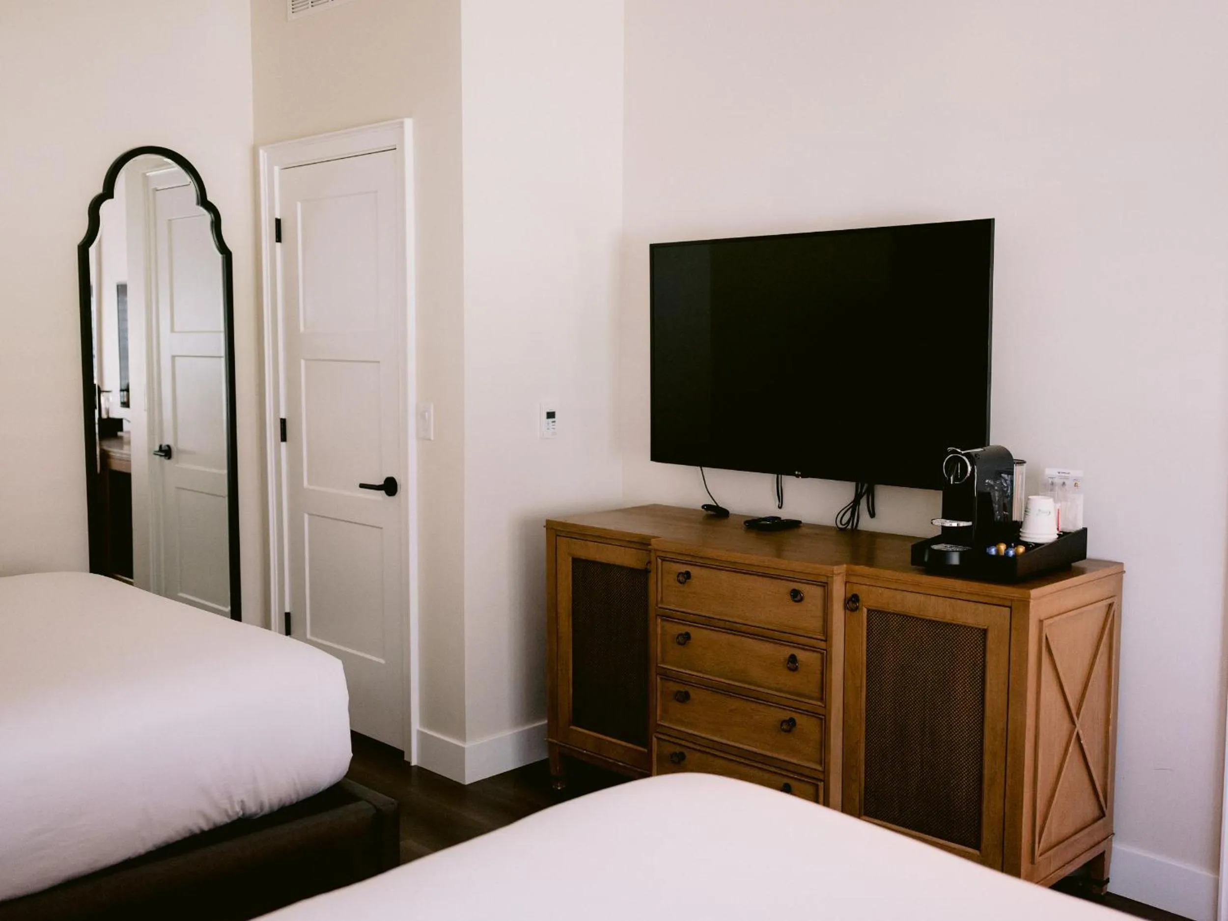 TV and multimedia, Bed in Homestead Midway Utah