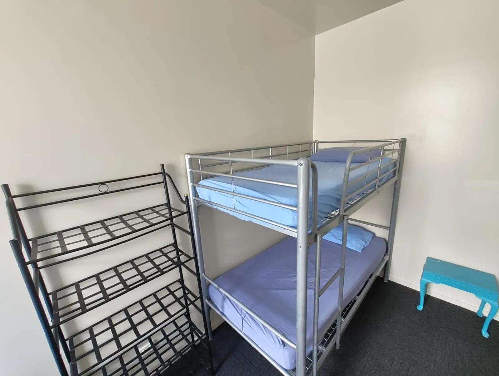 storage, Bed in City Backpackers HQ