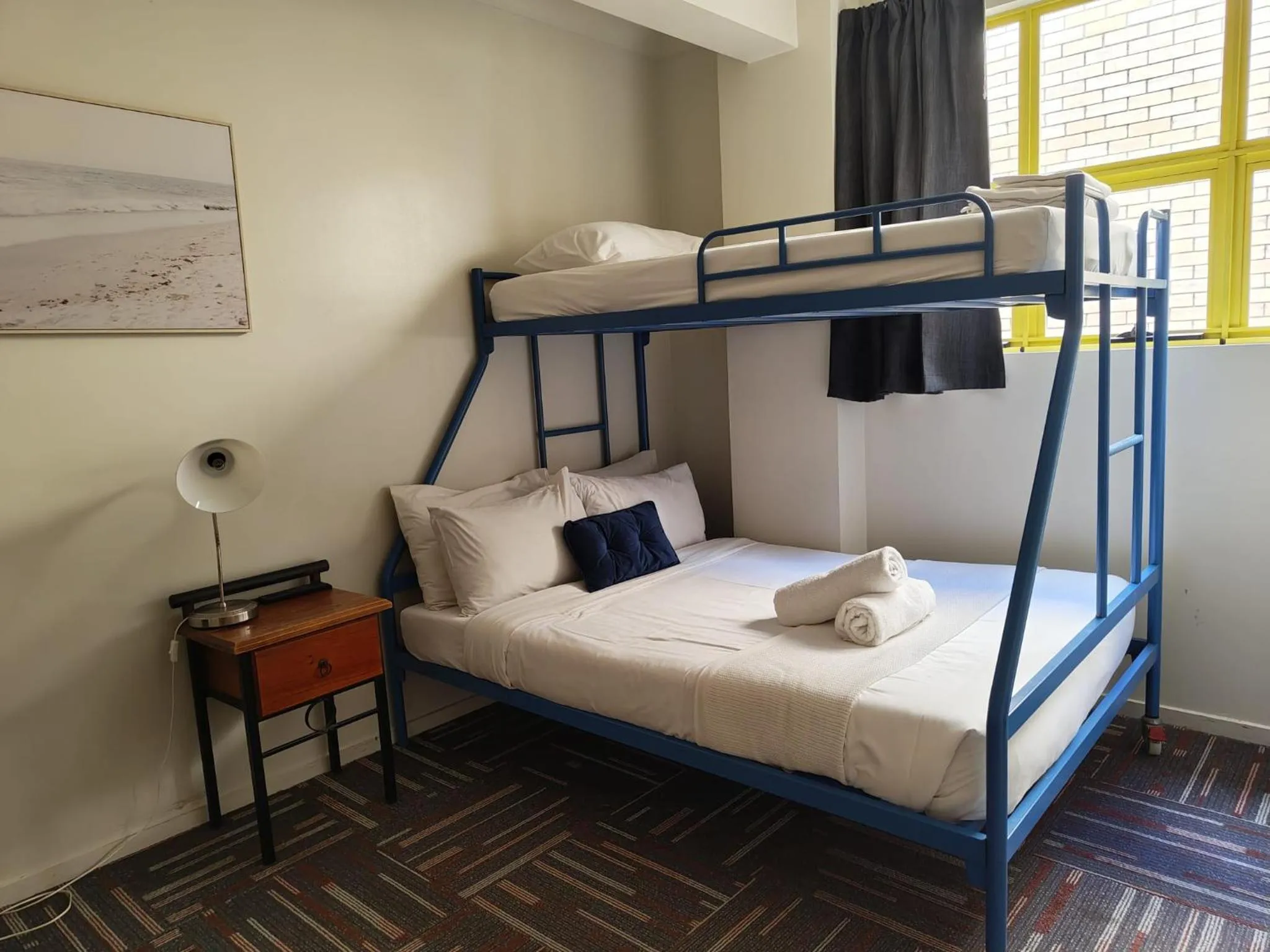 Bed in City Backpackers HQ