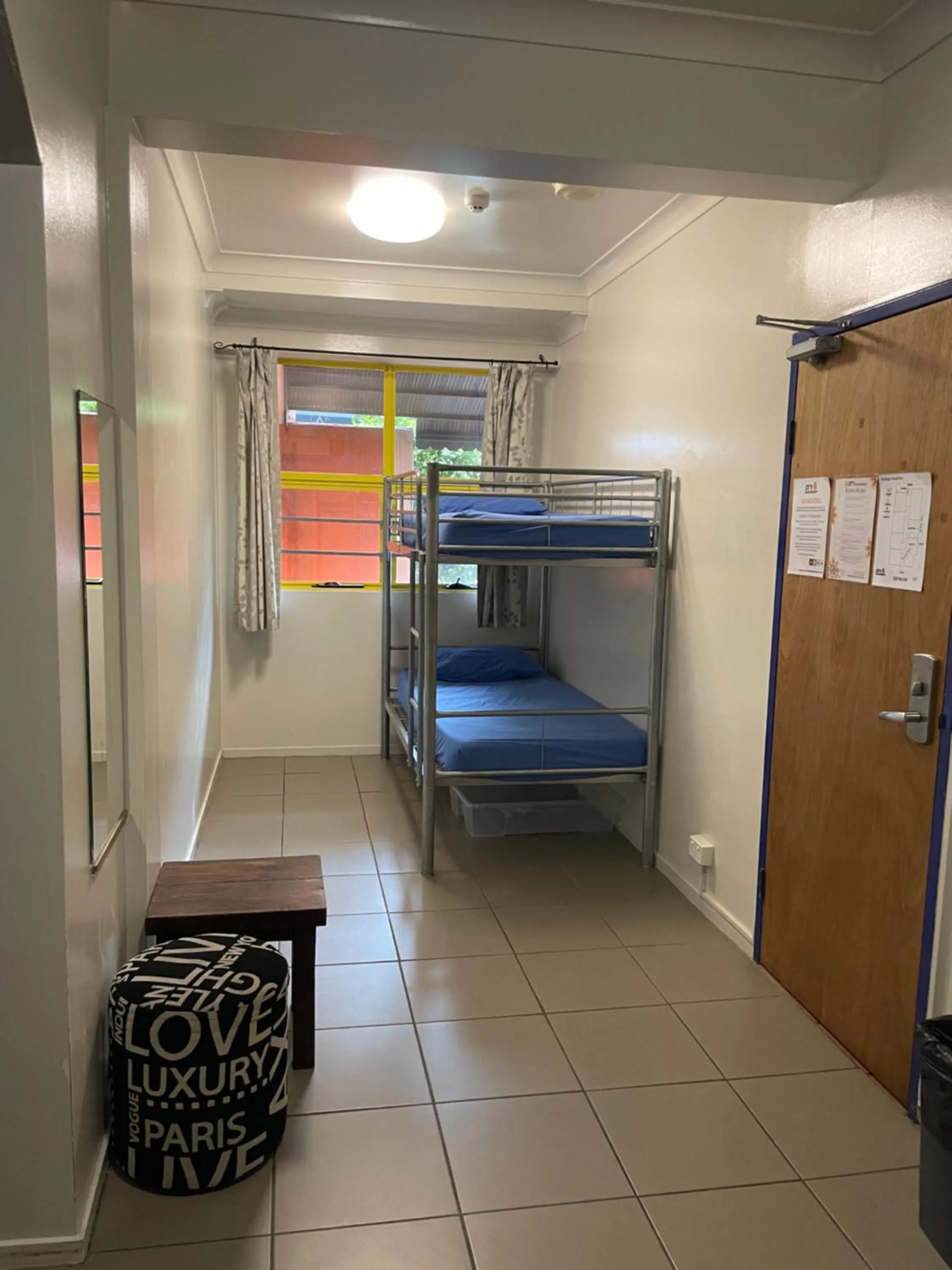 Bed in City Backpackers HQ