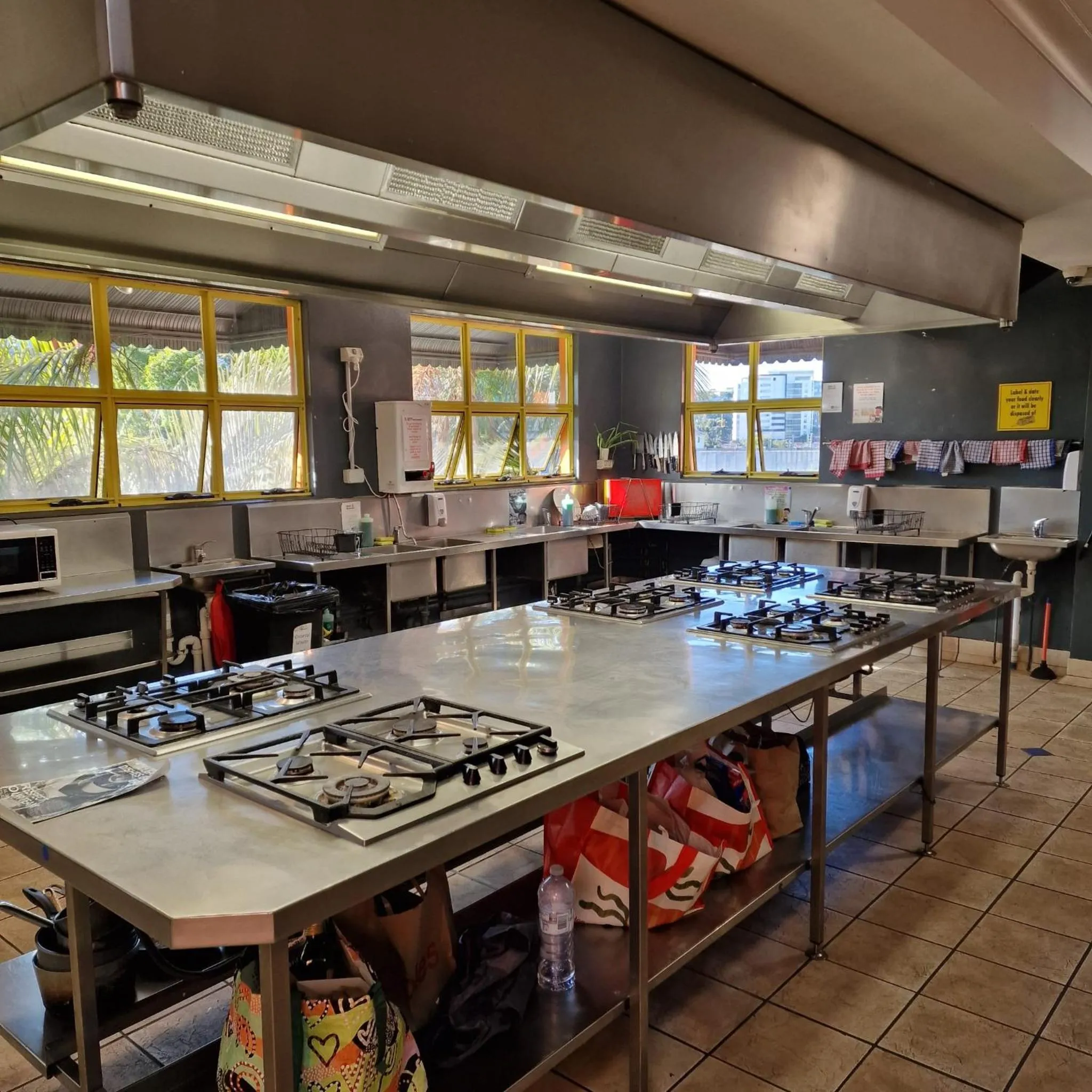Communal kitchen in City Backpackers HQ