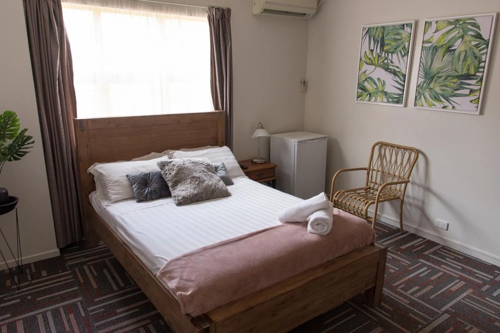 TV and multimedia, Bed in City Backpackers HQ