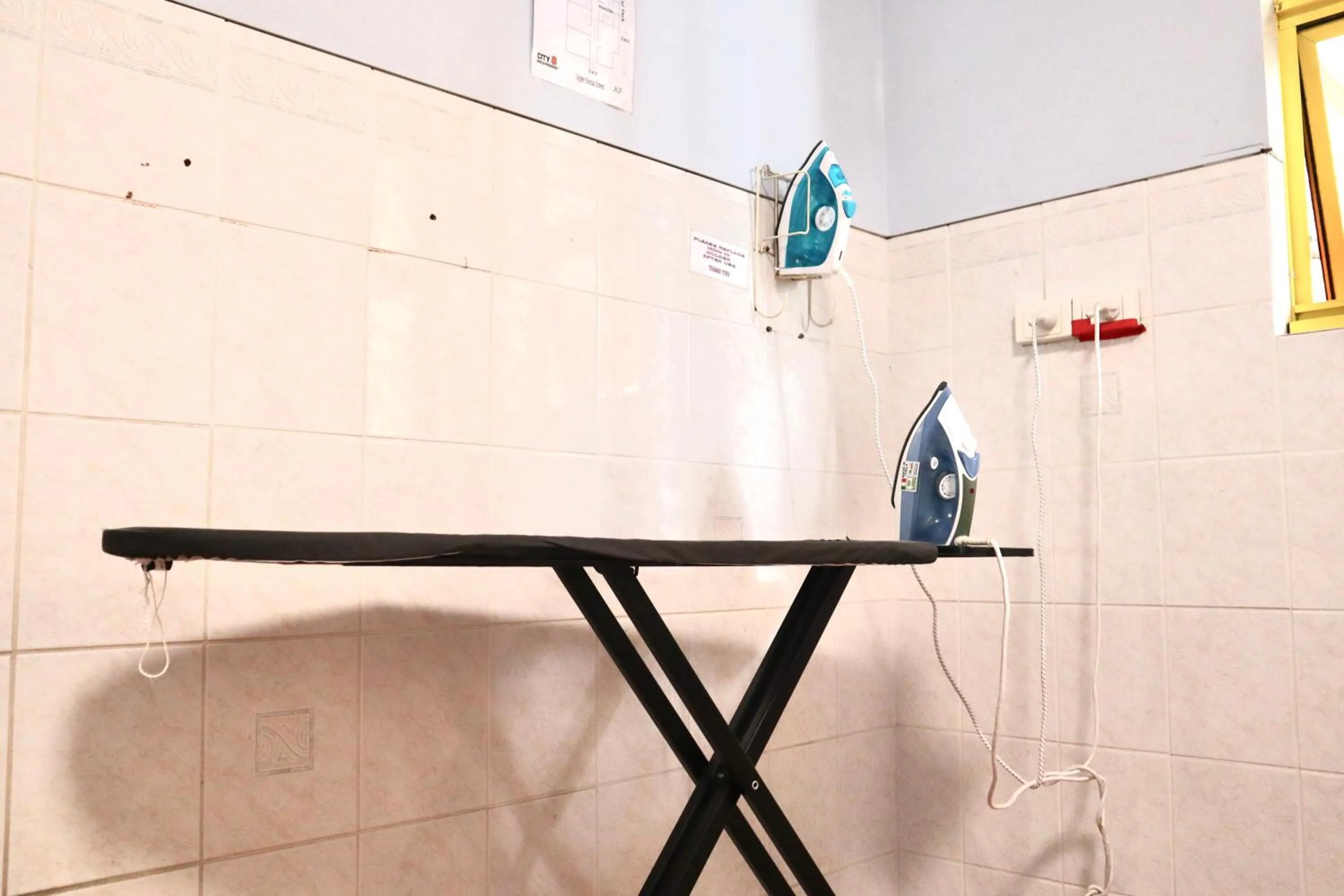 washing machine in City Backpackers HQ