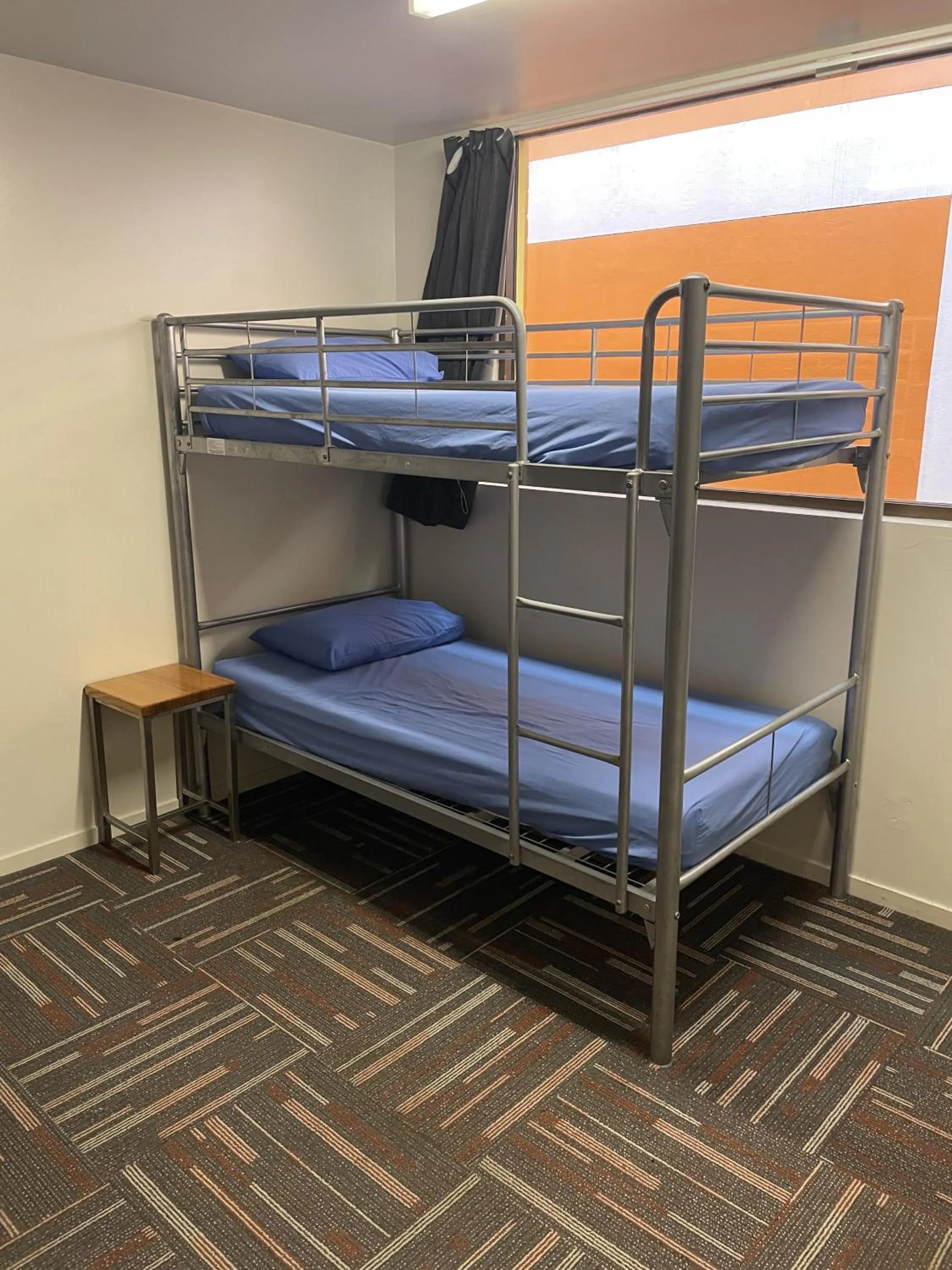 Bed in City Backpackers HQ