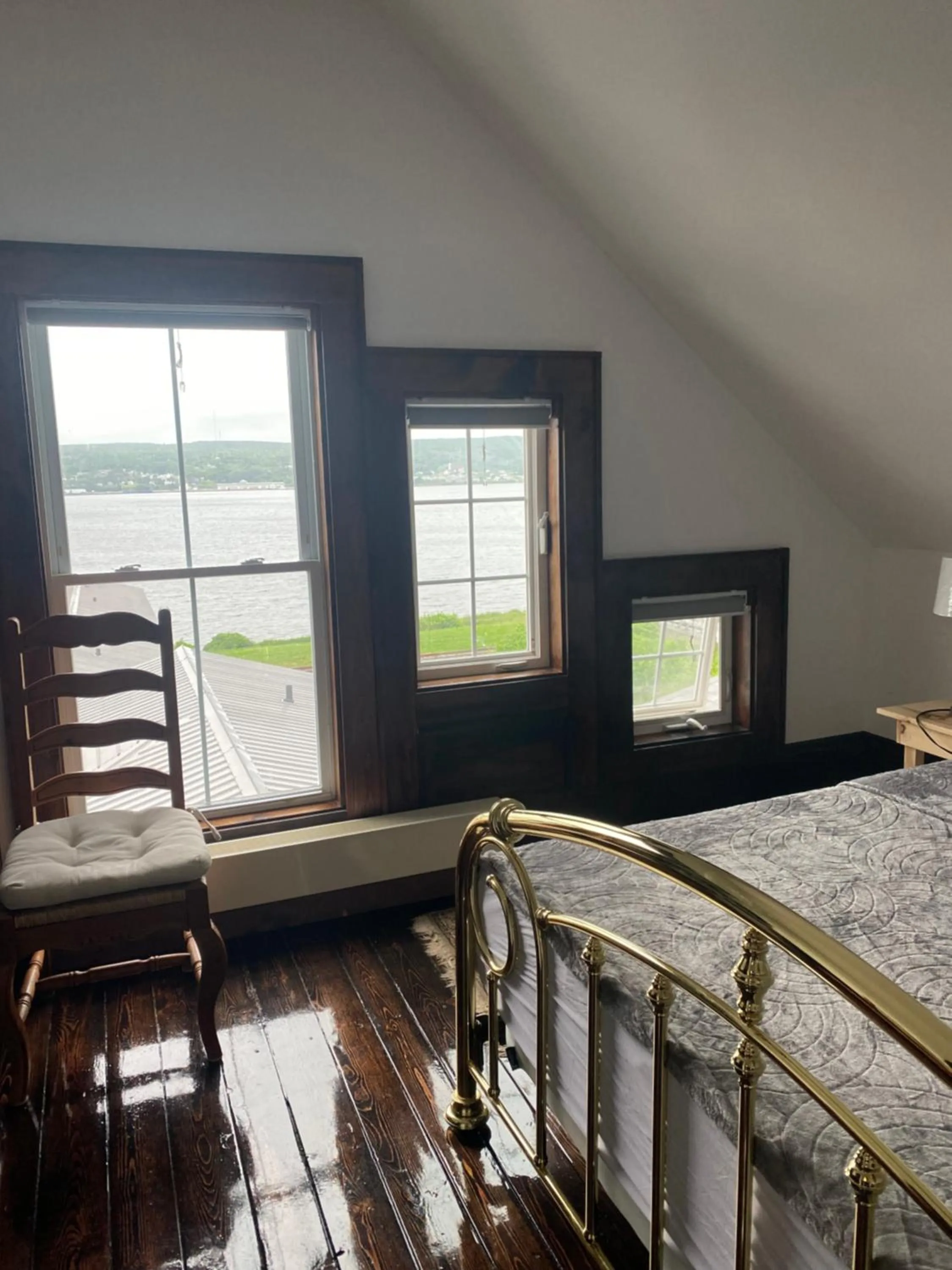 Bed in Harbourview Motel and Accommodations