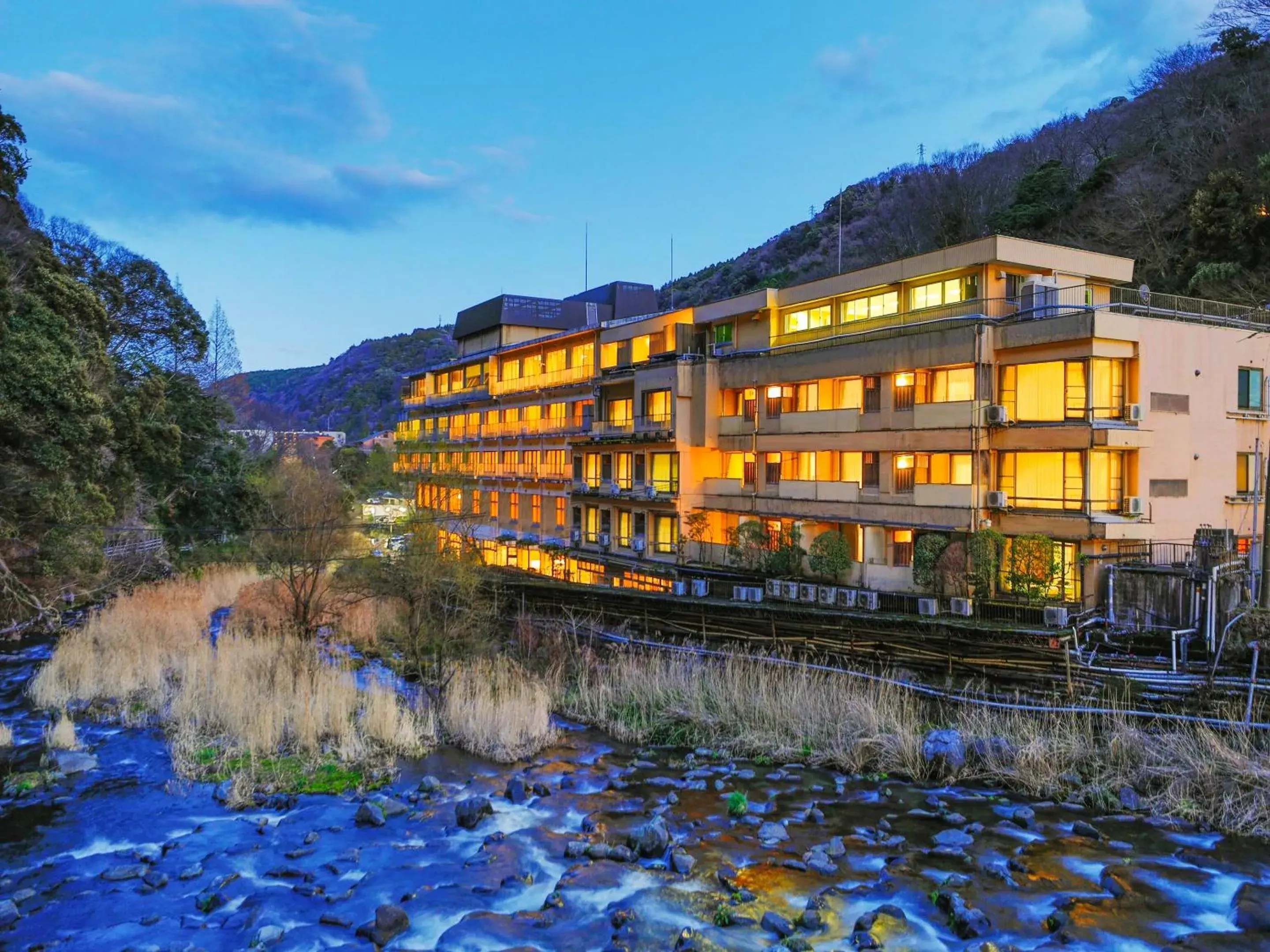 Property building in Hakone Pax Yoshino Property building in Hakone Pax Yoshino