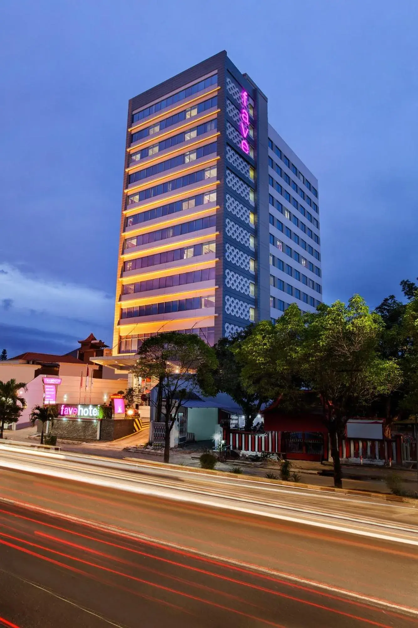 Property building in favehotel Manahan - Solo Property building in favehotel Manahan - Solo