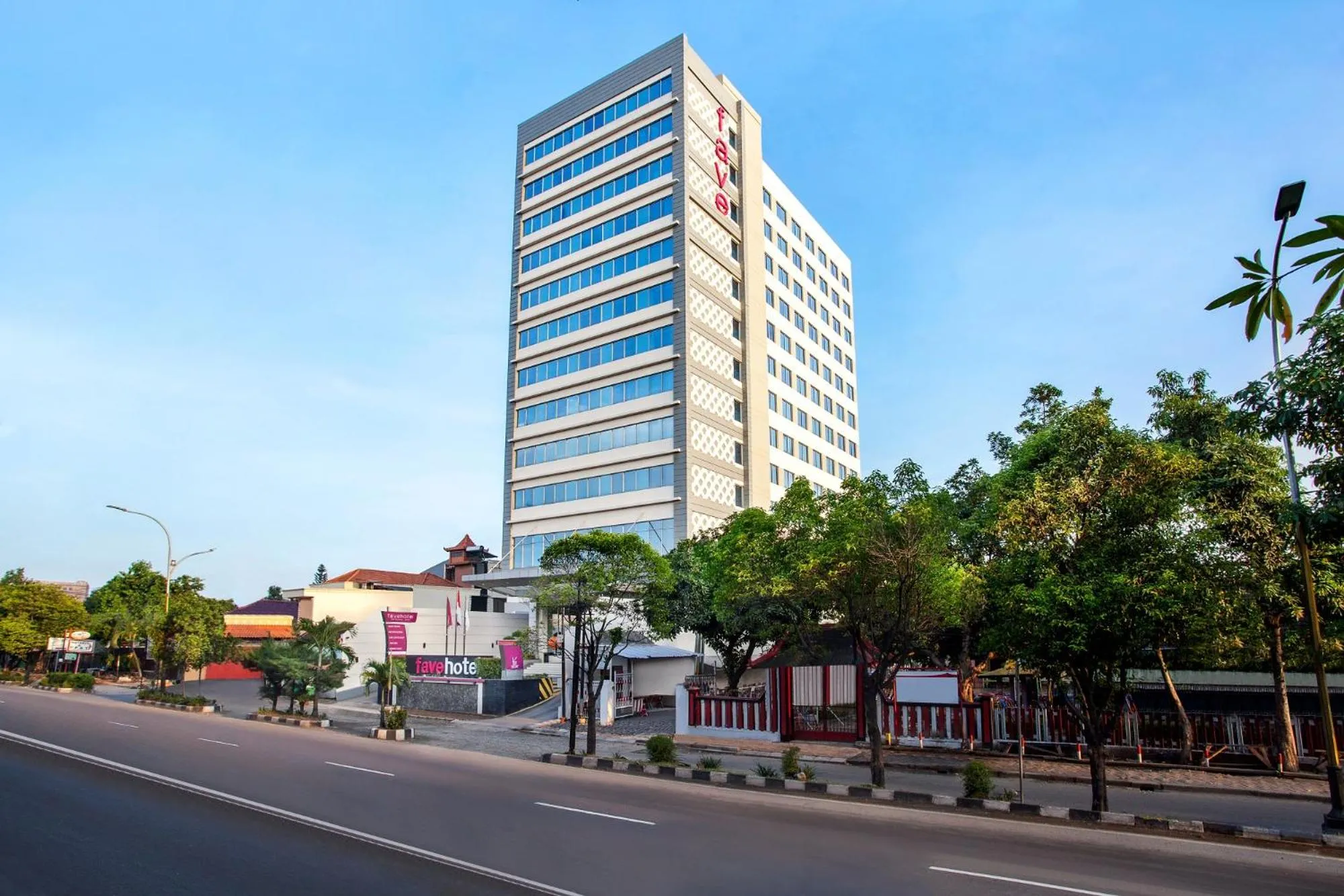 Property building in favehotel Manahan - Solo