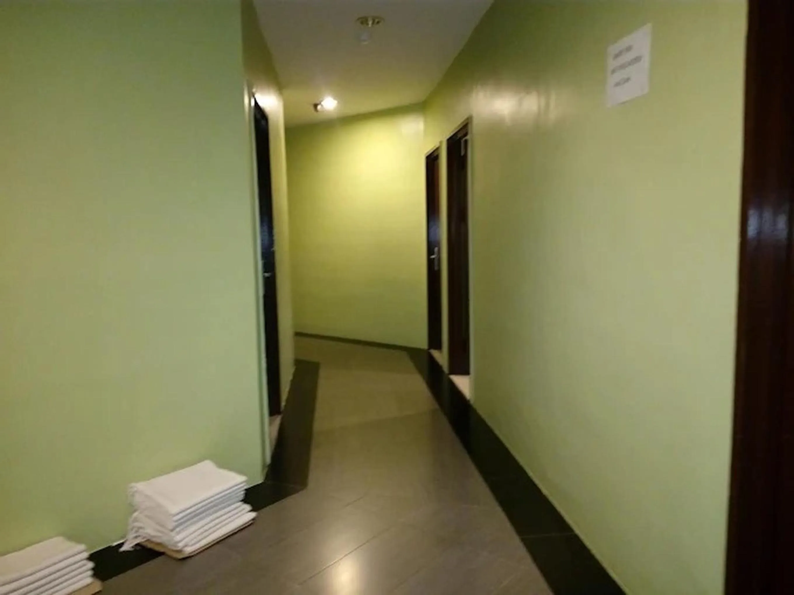 Area and facilities in Collection O KLIA Formerly Bary Inn