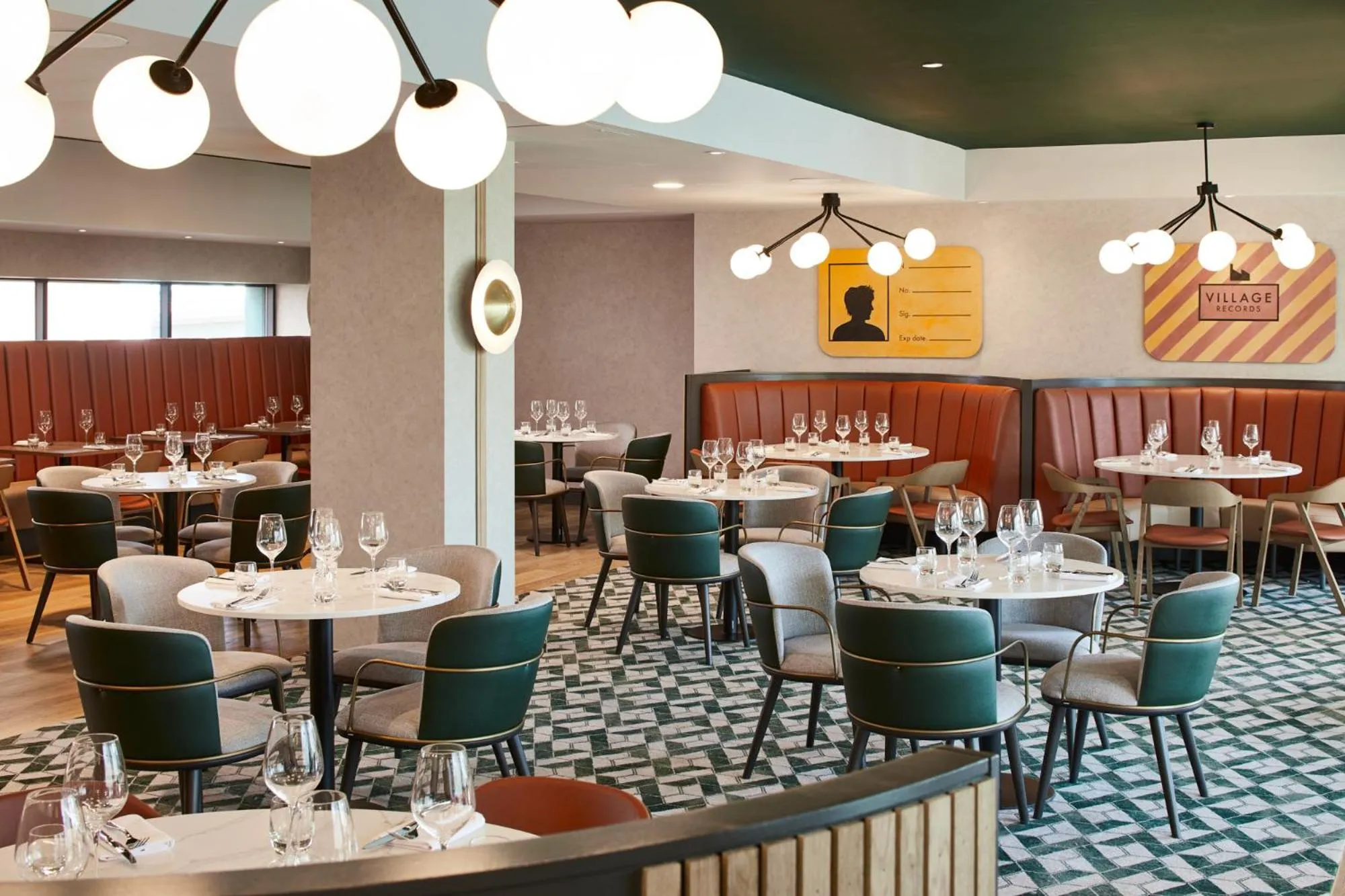 Restaurant/places to eat in Manchester Marriott Hotel Piccadilly