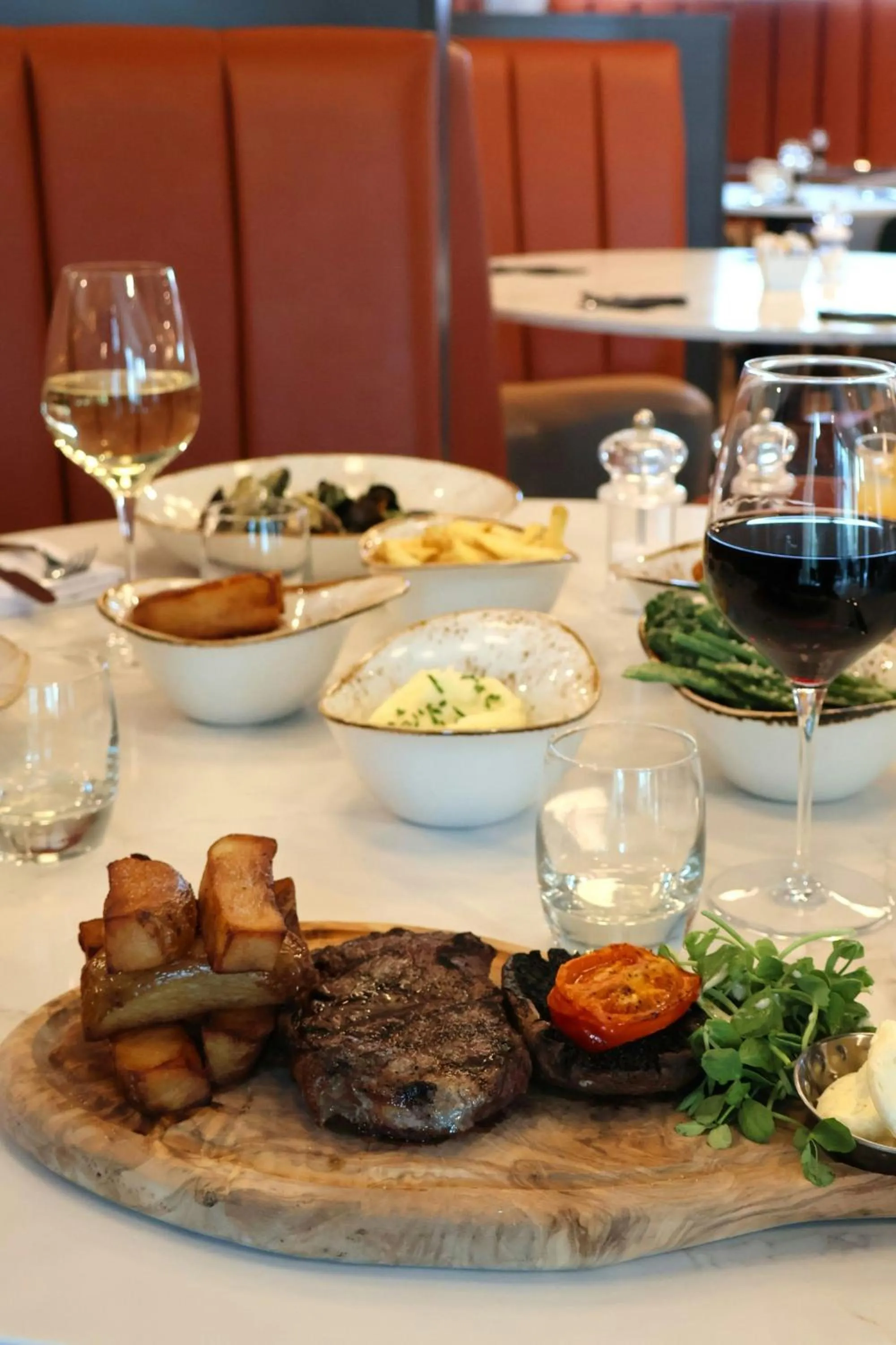 Restaurant/places to eat in Manchester Marriott Hotel Piccadilly