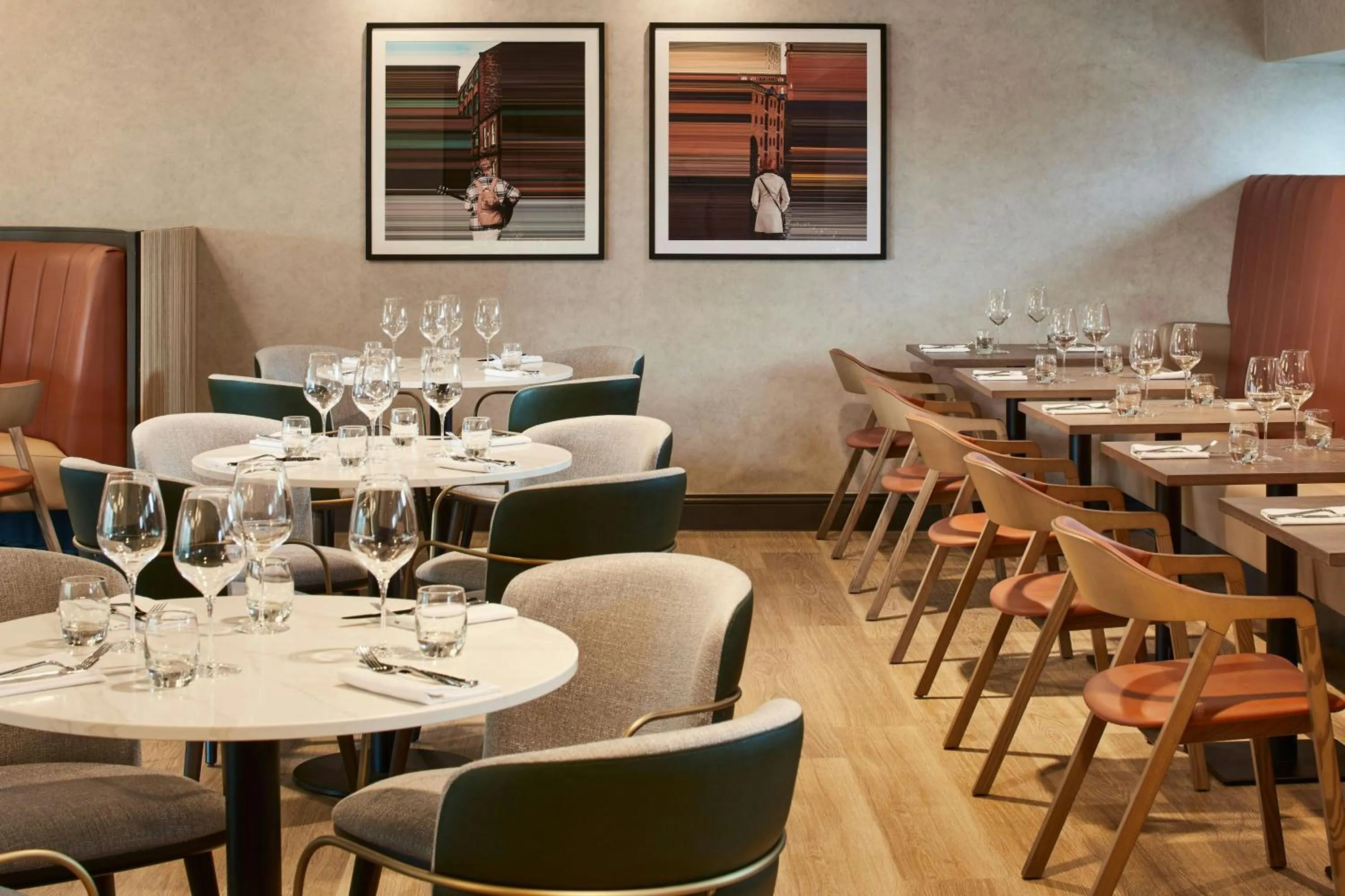 Restaurant/places to eat in Manchester Marriott Hotel Piccadilly