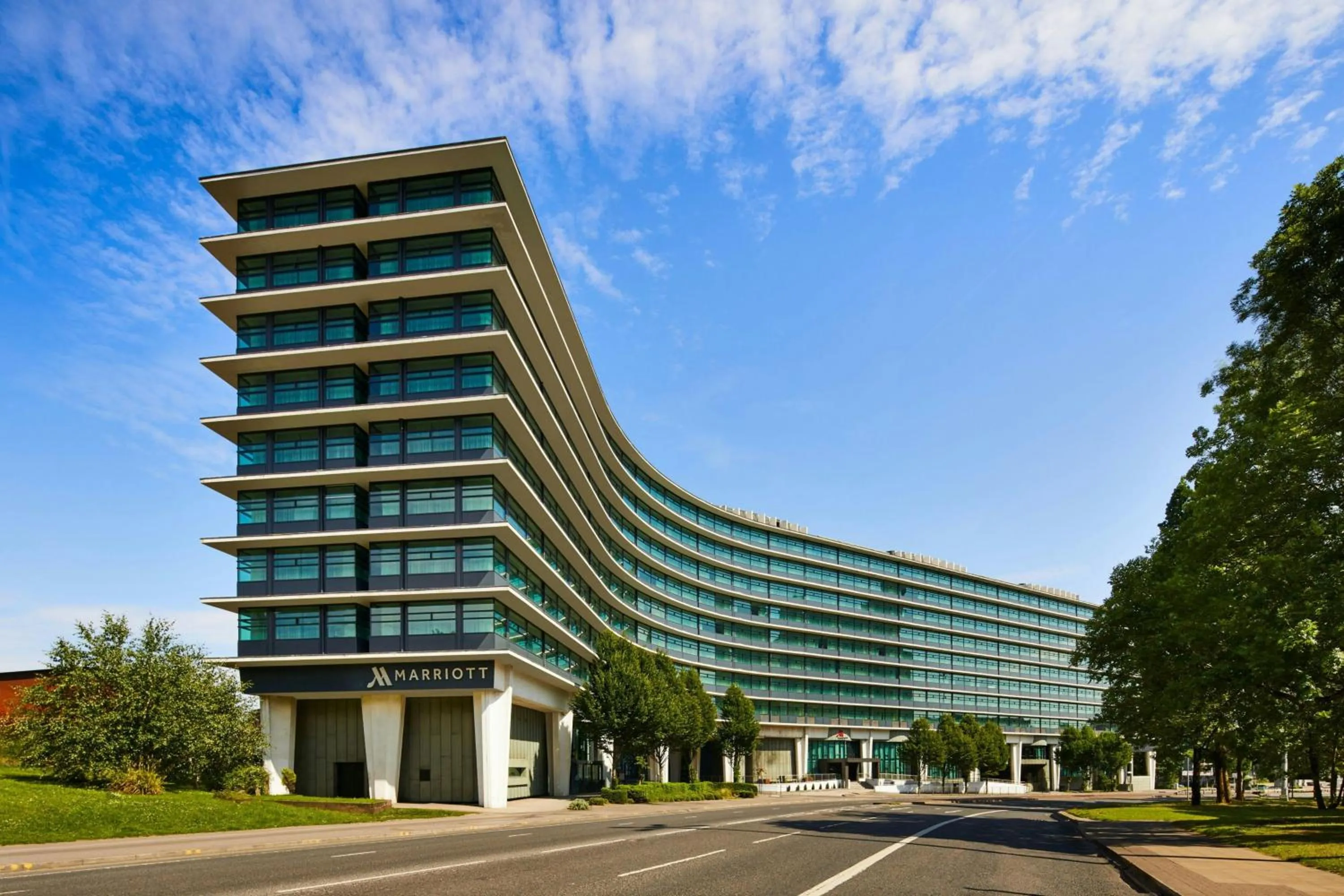 Property building in Manchester Marriott Hotel Piccadilly