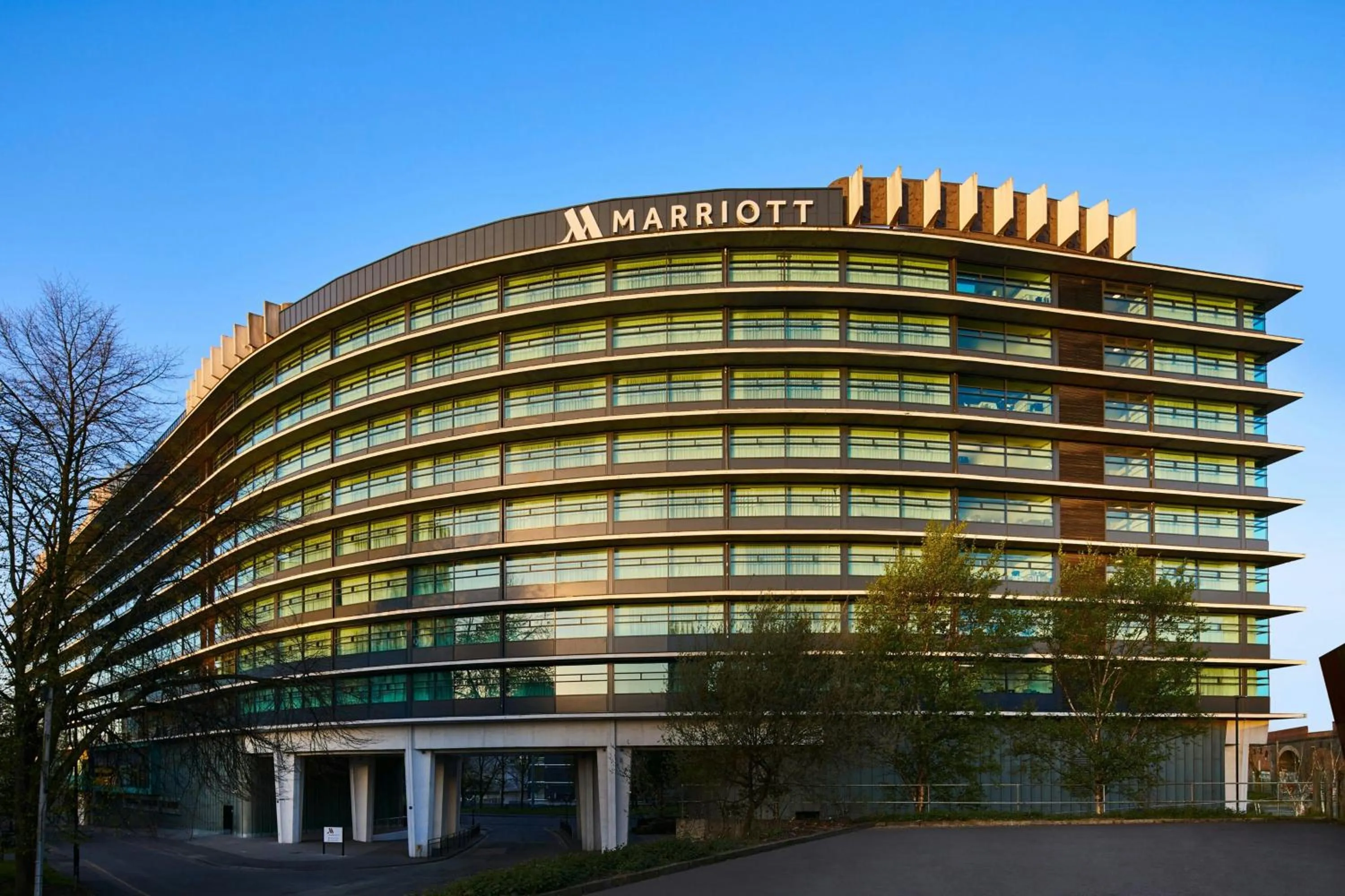 Property building in Manchester Marriott Hotel Piccadilly
