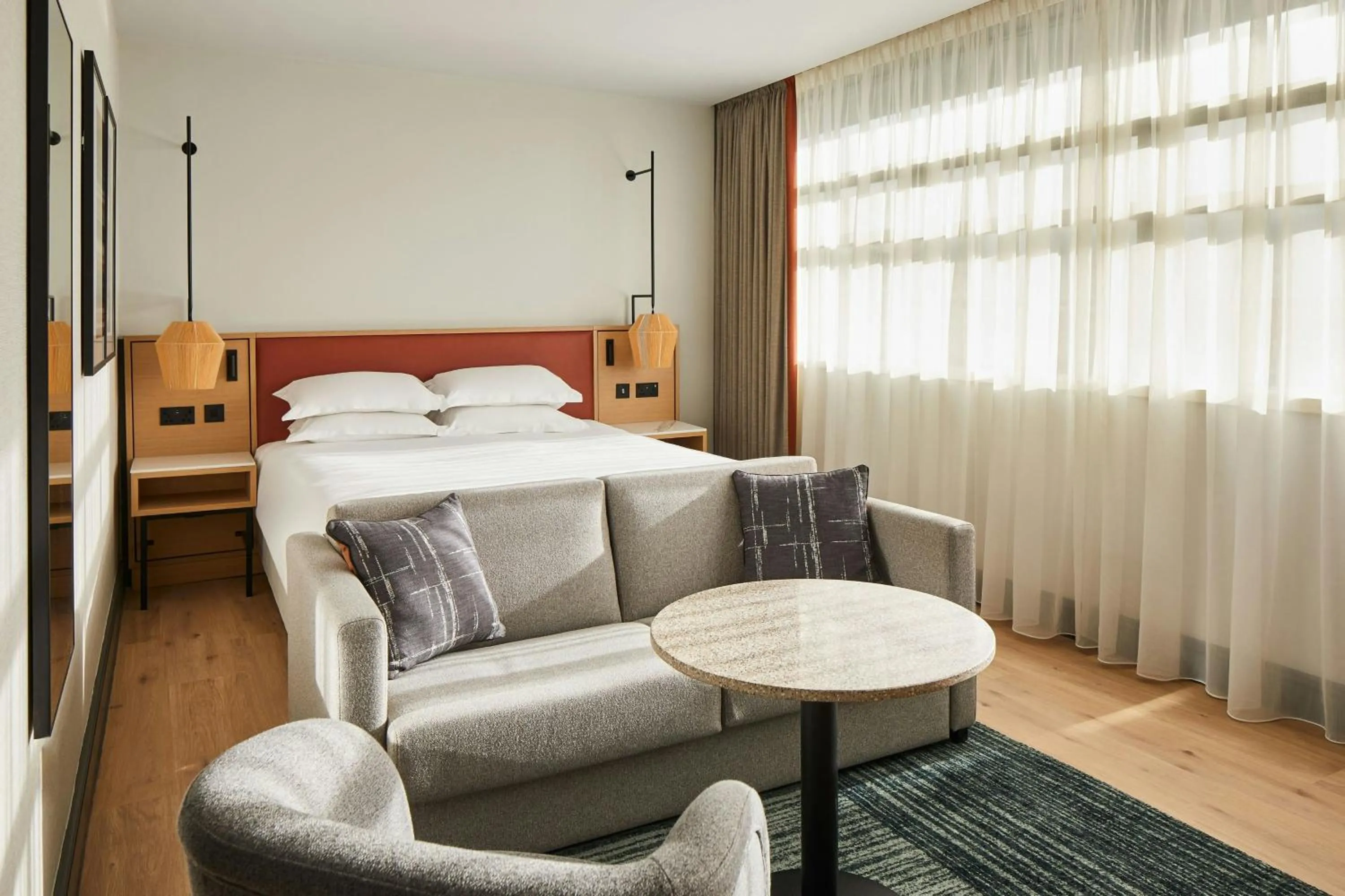 Bedroom, Bed in Manchester Marriott Hotel Piccadilly