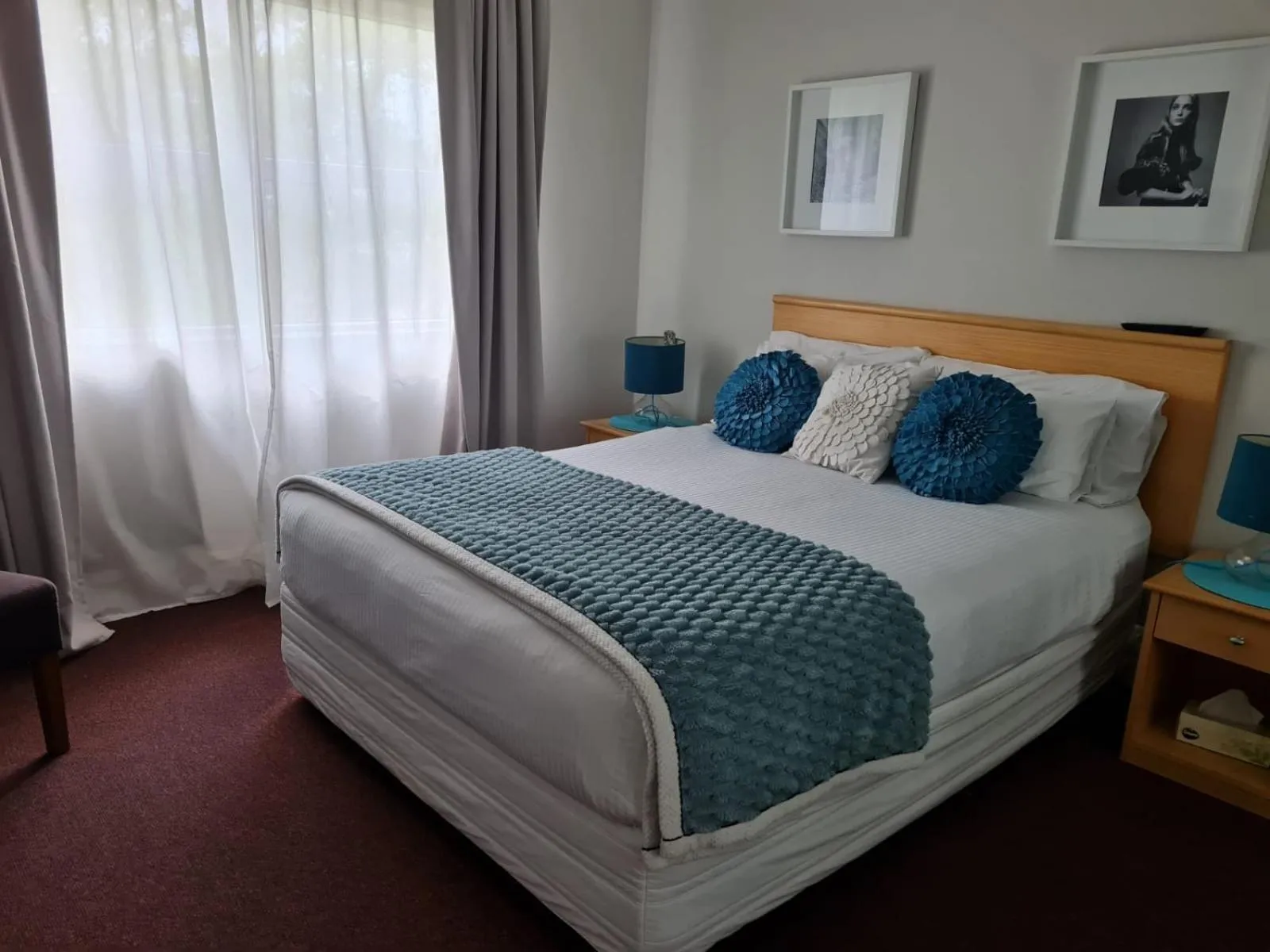 Bedroom, Bed in Sydney Airport Suites