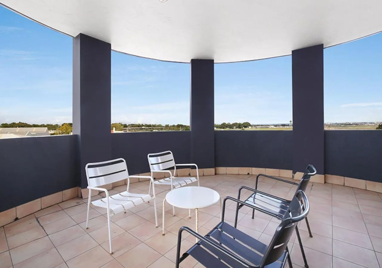 Balcony/Terrace in Sydney Airport Suites