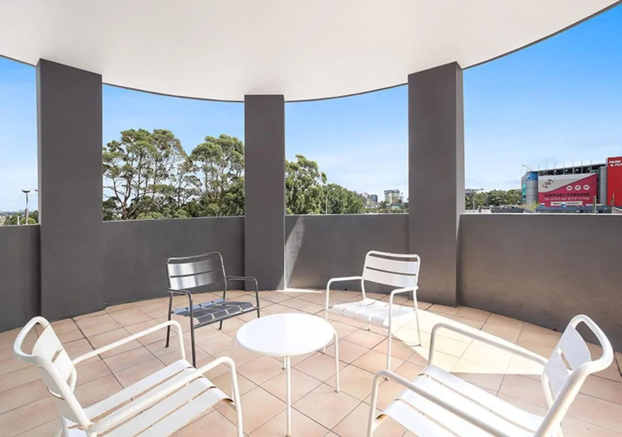 Balcony/Terrace in Sydney Airport Suites