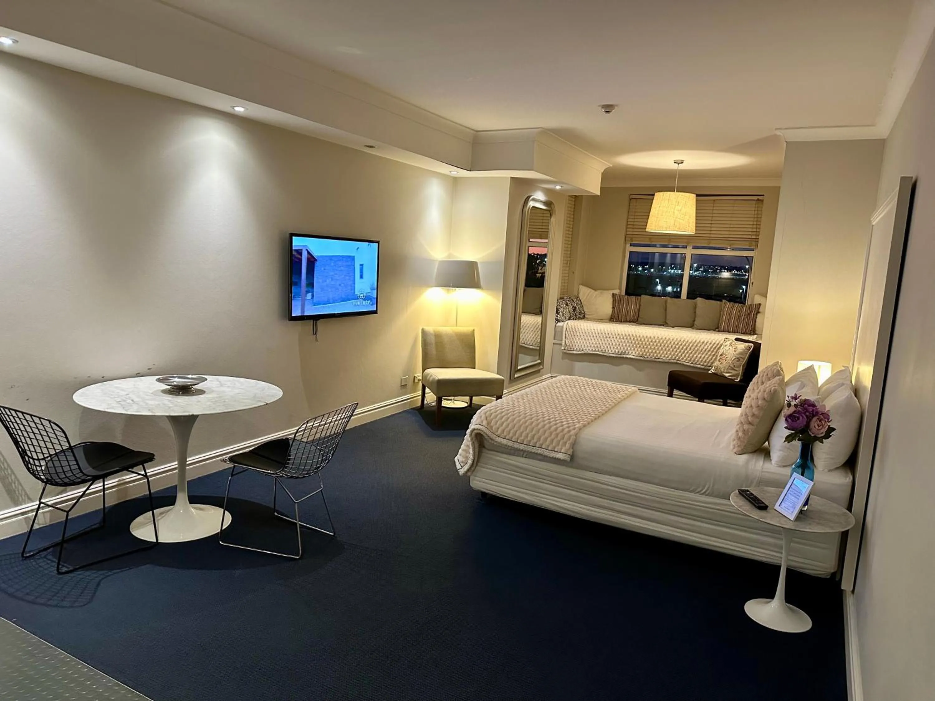Bed in Sydney Airport Suites