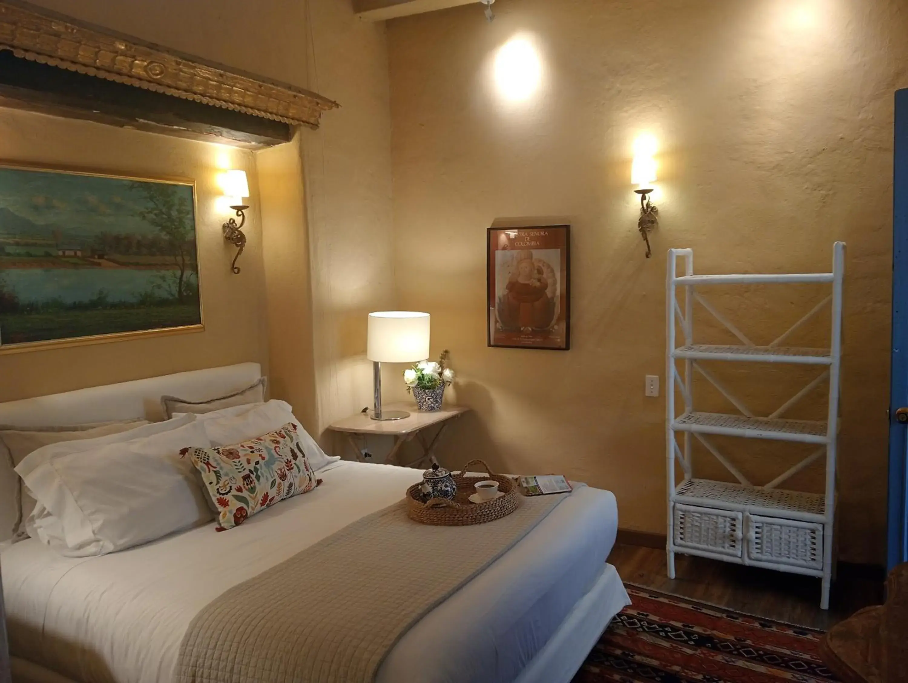 Deluxe Queen Room in Candelaria House Boutique Deluxe Queen Room in Candelaria House Boutique