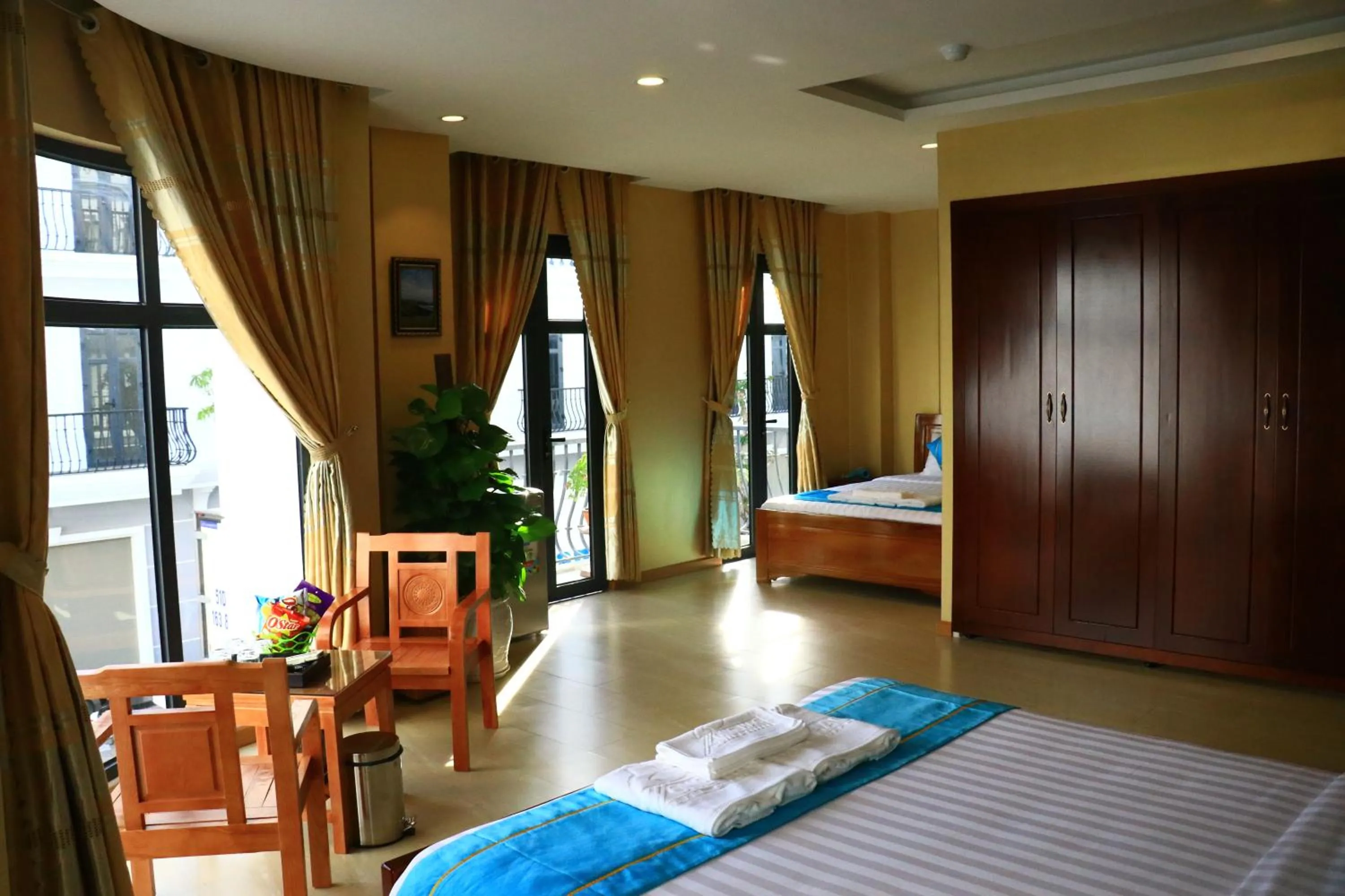 Bed in Hồng Hạc Hotel