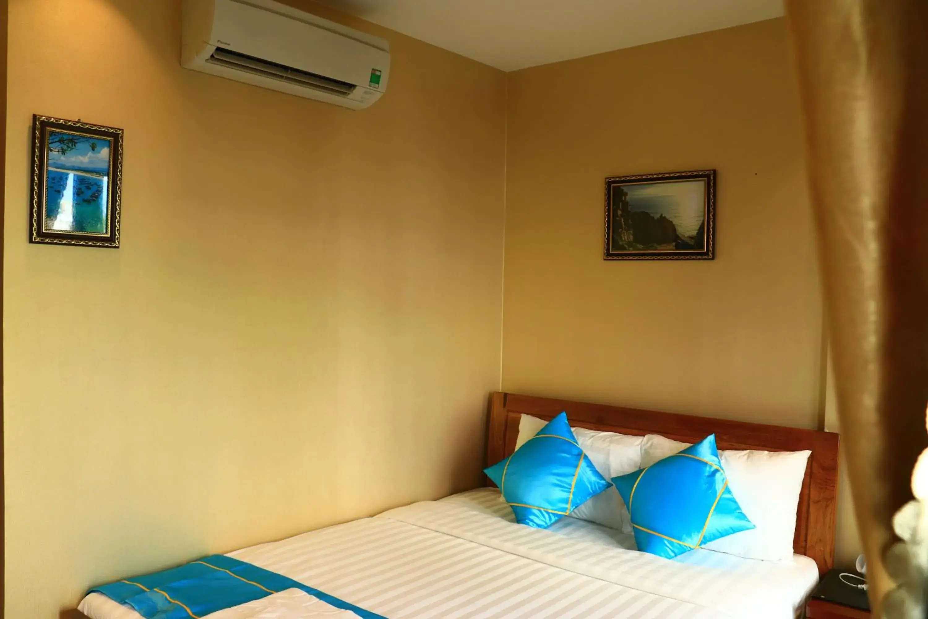 Single Room - single occupancy in Hồng Hạc Hotel Single Room - single occupancy in Hồng Hạc Hotel