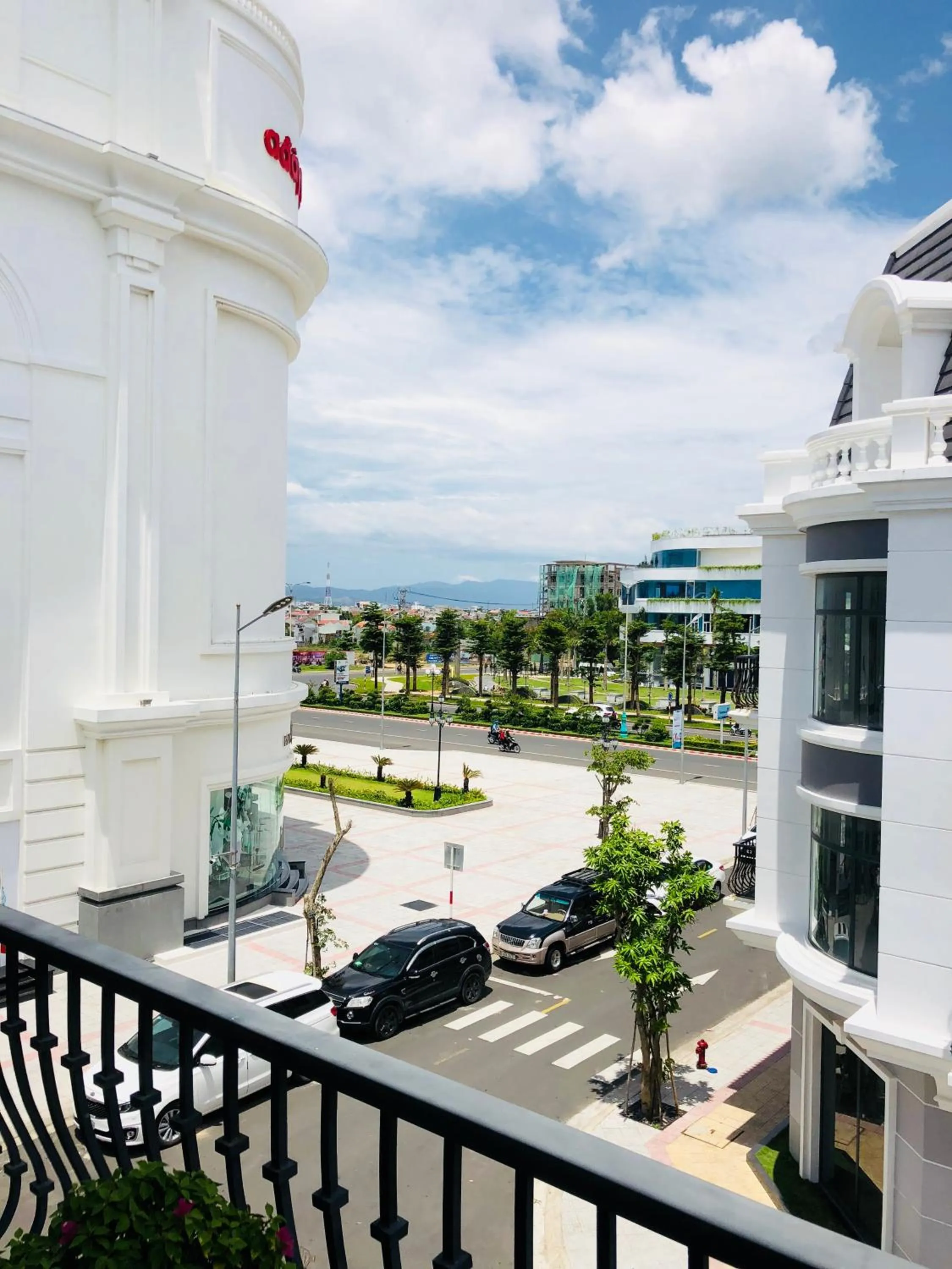 Hồng Hạc Hotel
