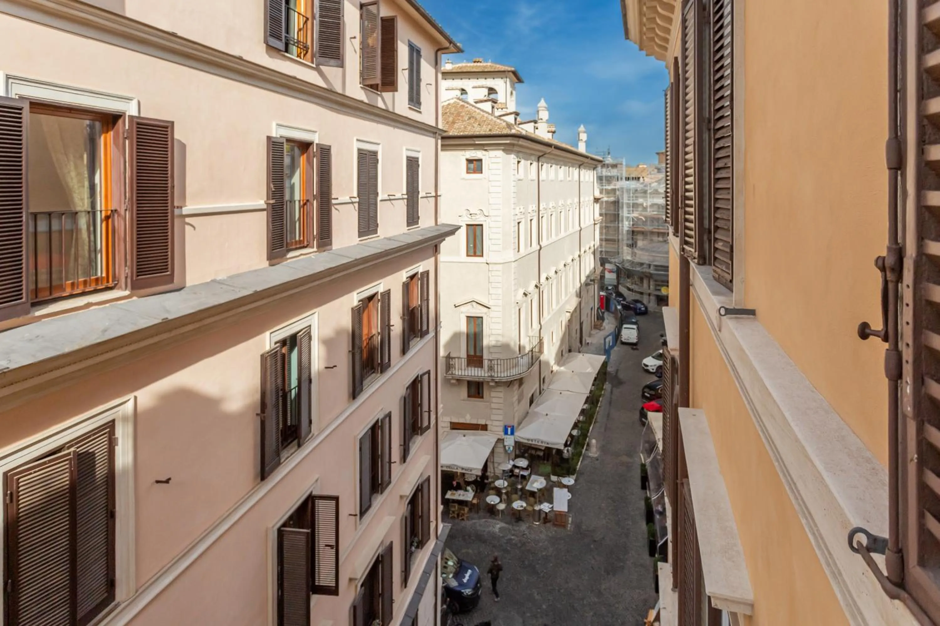 Day in Daplace - La Mongolfiera Rooms in Navona