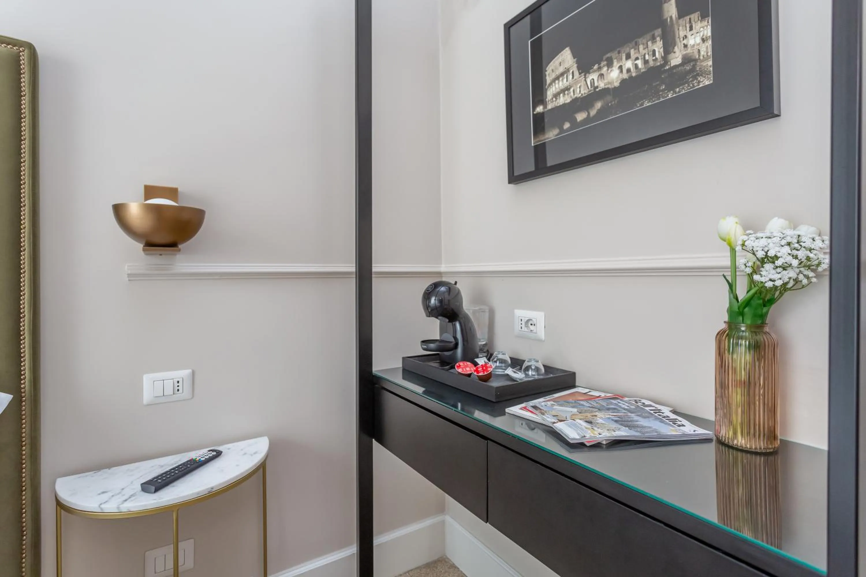 Seating area in Daplace - La Mongolfiera Rooms in Navona