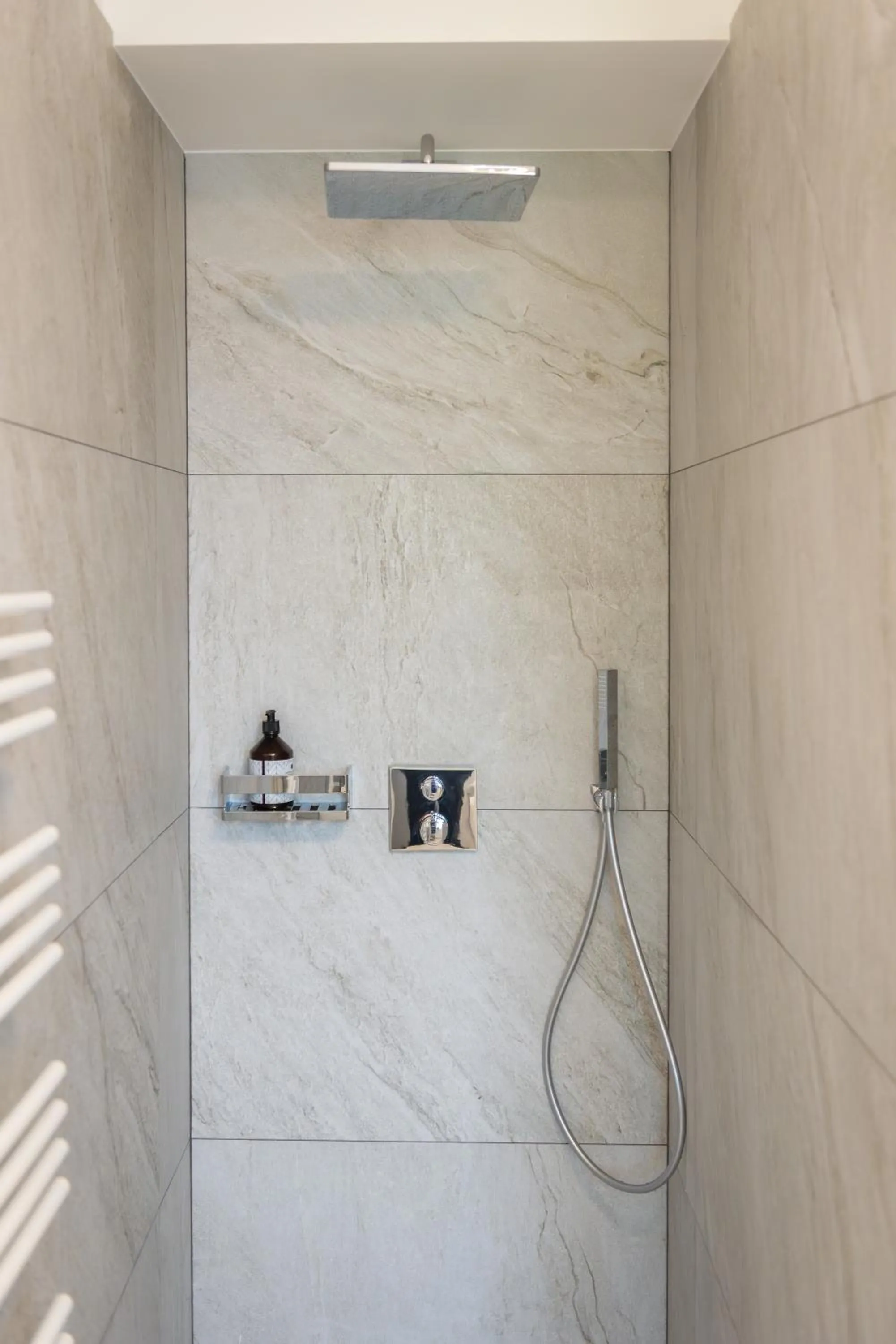 Shower in Terofal Hotel Schliersee - Komplett neu renoviert