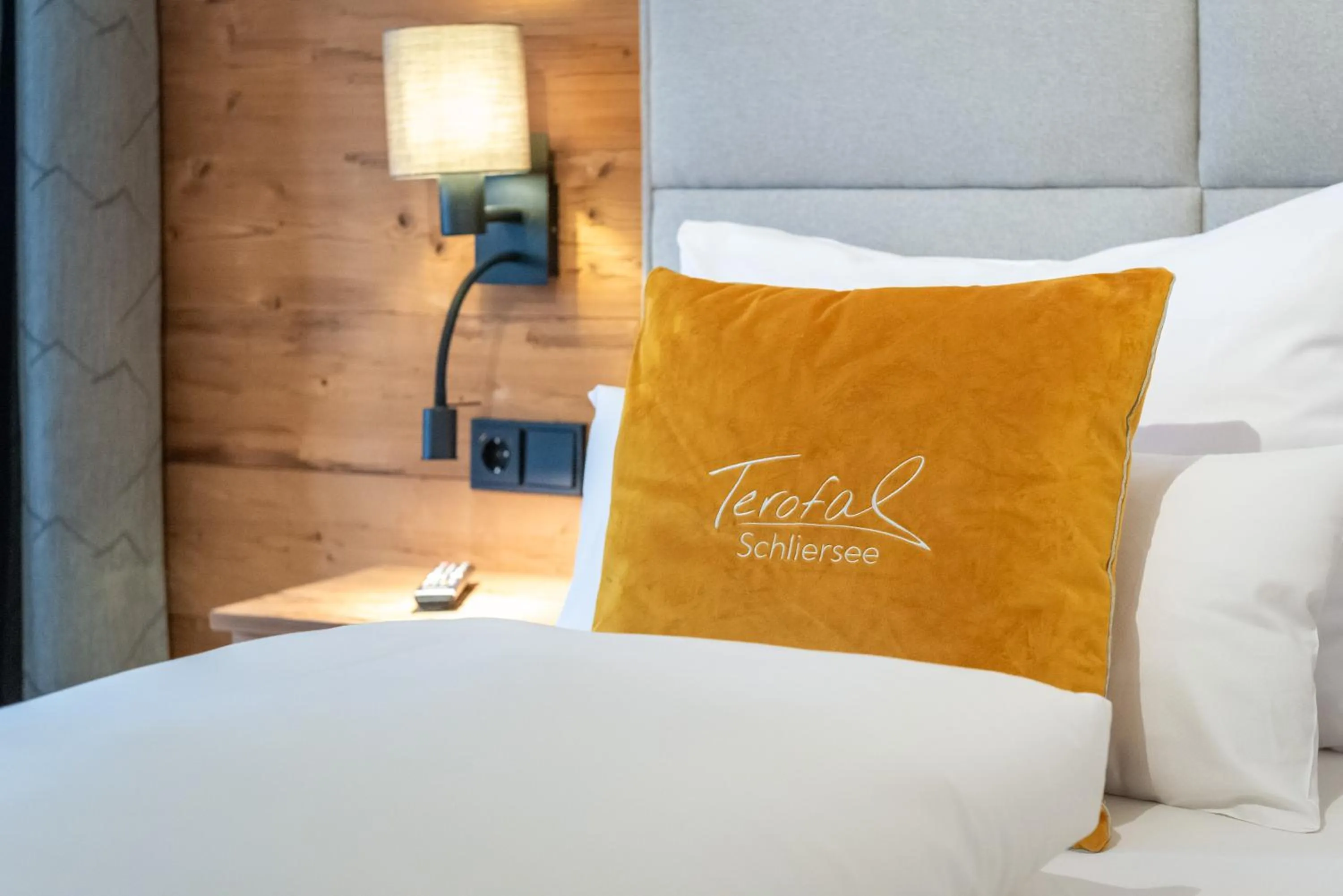 Bed in Terofal Hotel Schliersee - Komplett neu renoviert