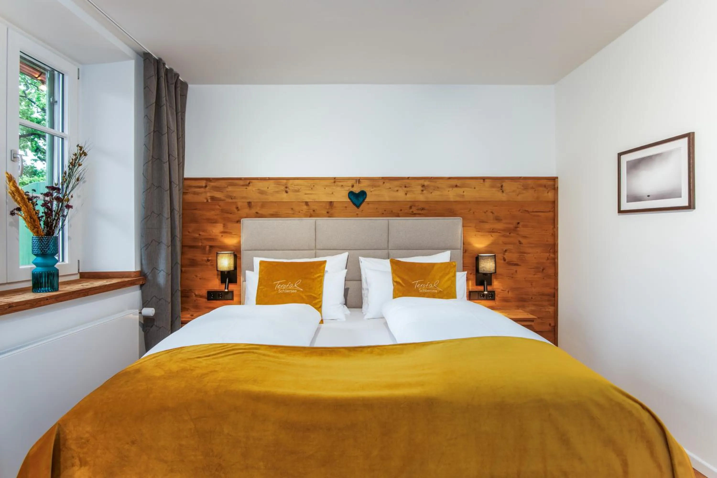 Bed in Terofal Hotel Schliersee - Komplett neu renoviert