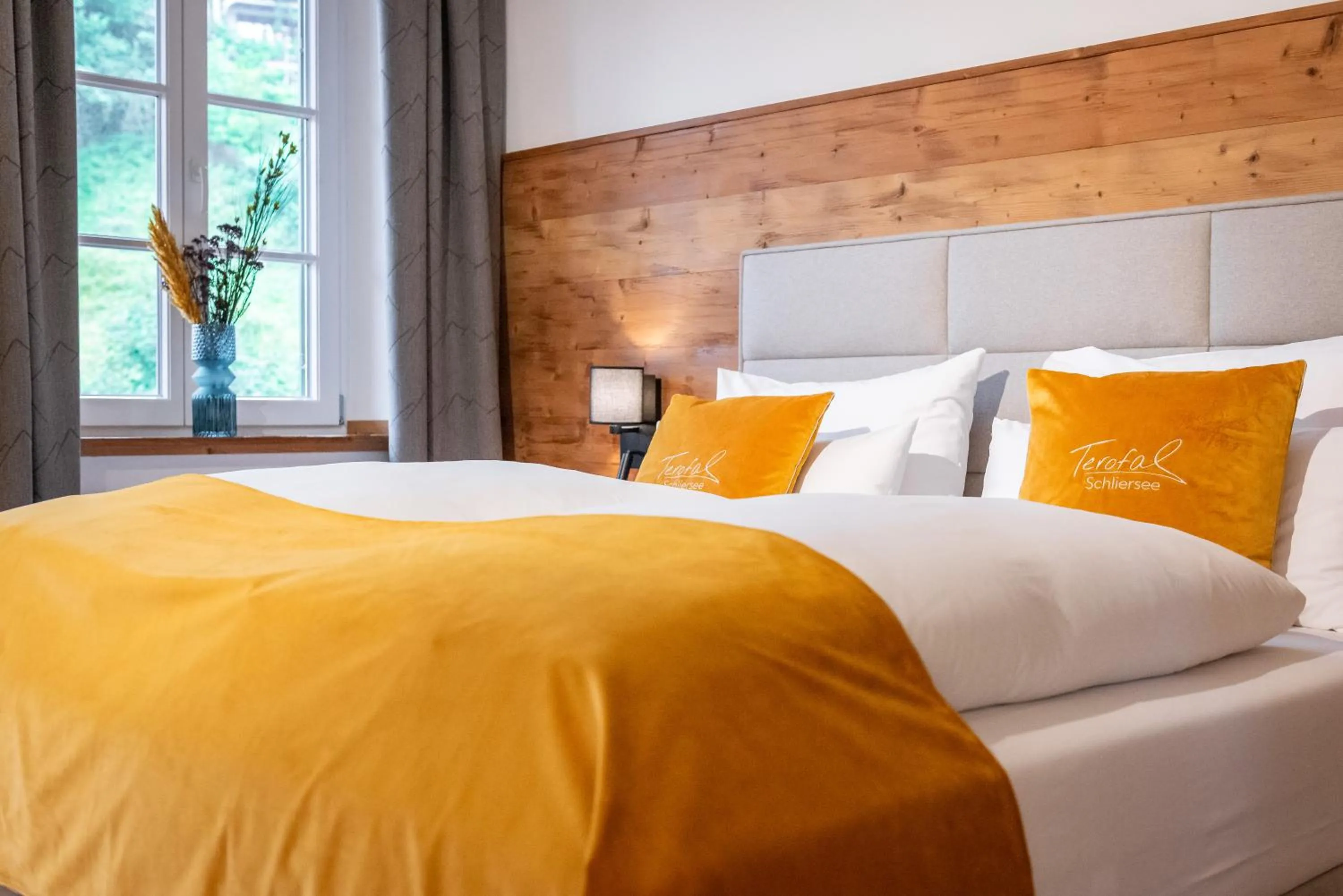 Bed in Terofal Hotel Schliersee - Komplett neu renoviert