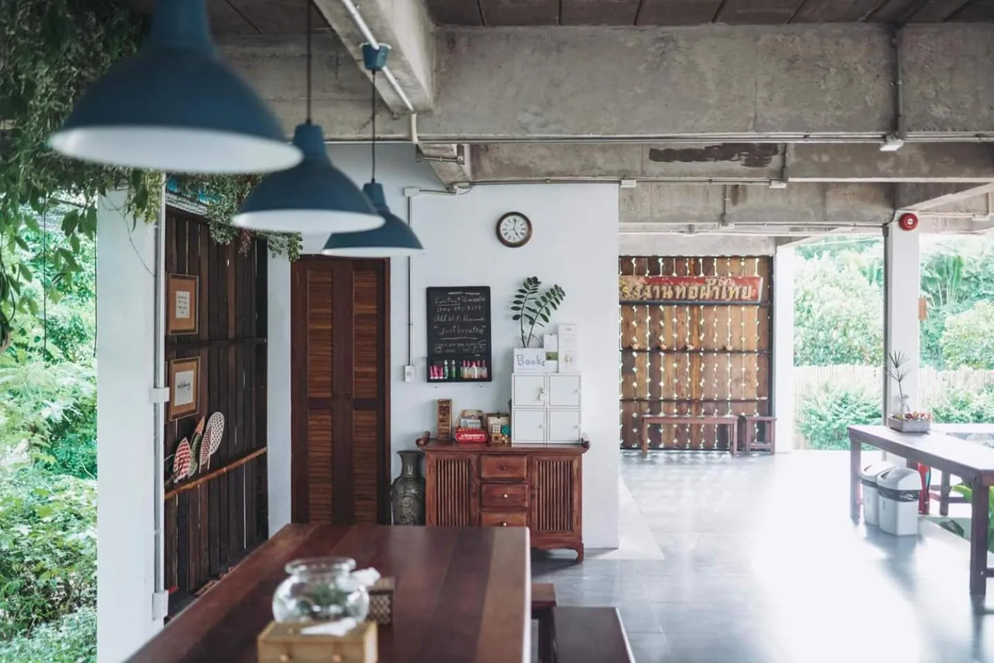 Dining area in Krodyle Mindfulness House