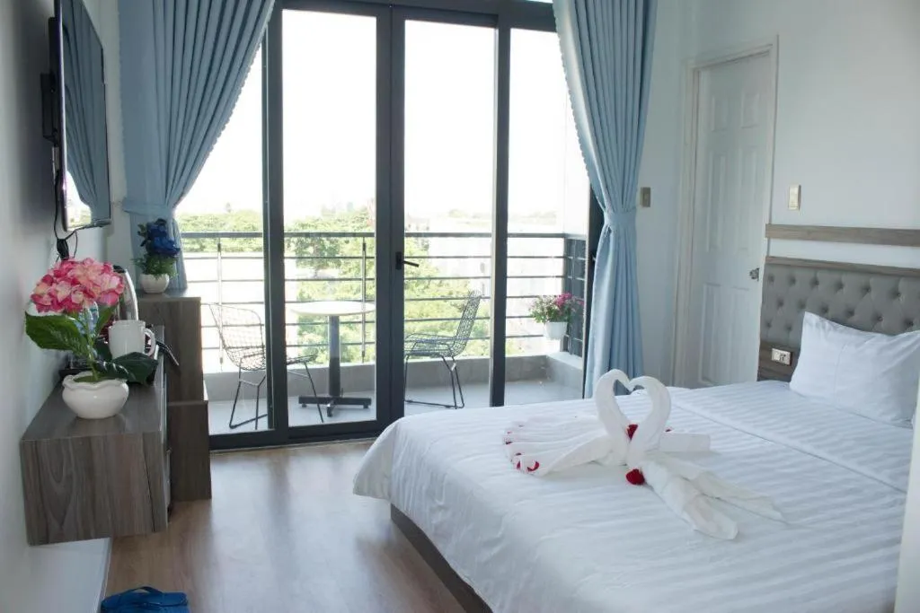 Bed in Winston Hotel