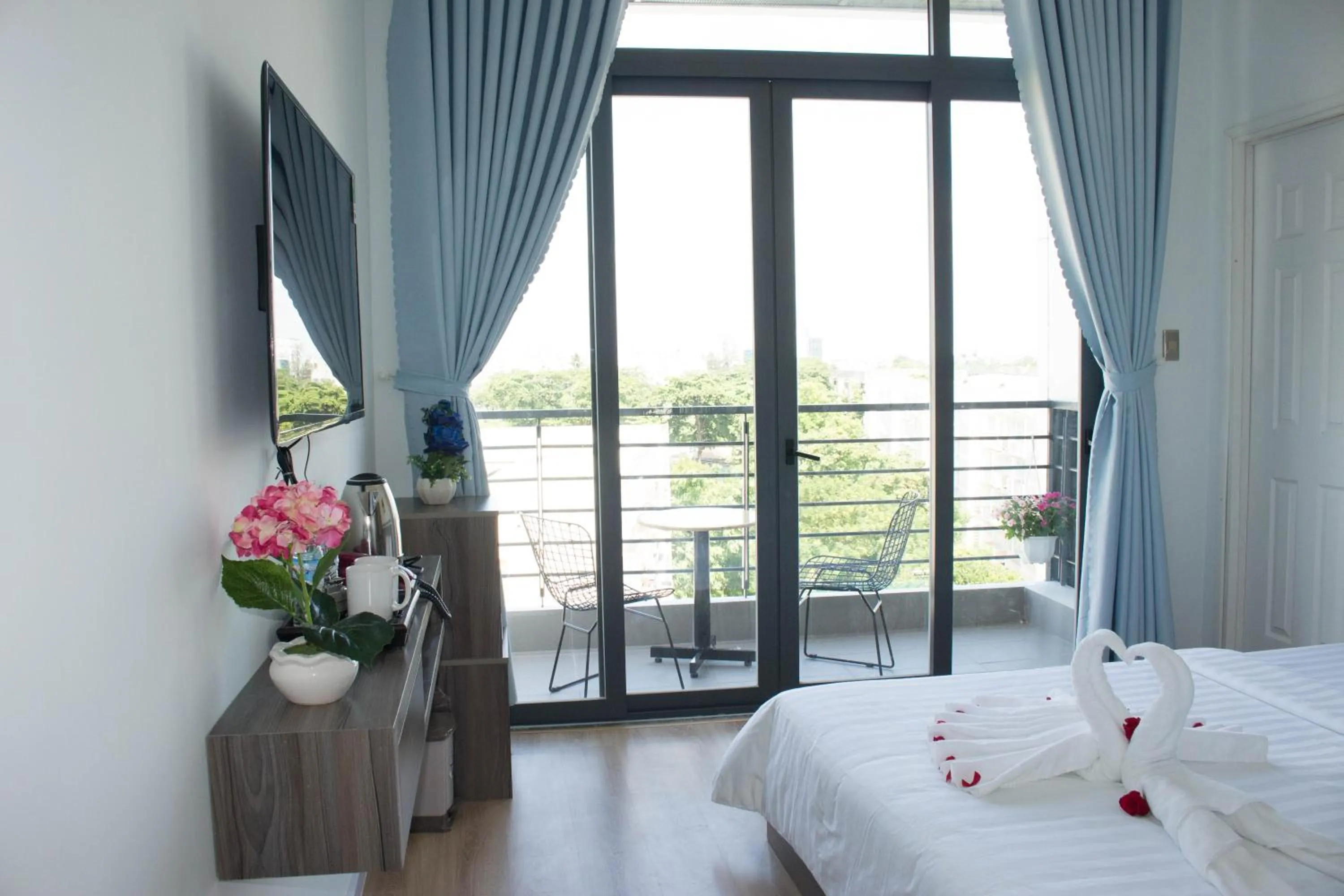 Bed in Winston Hotel