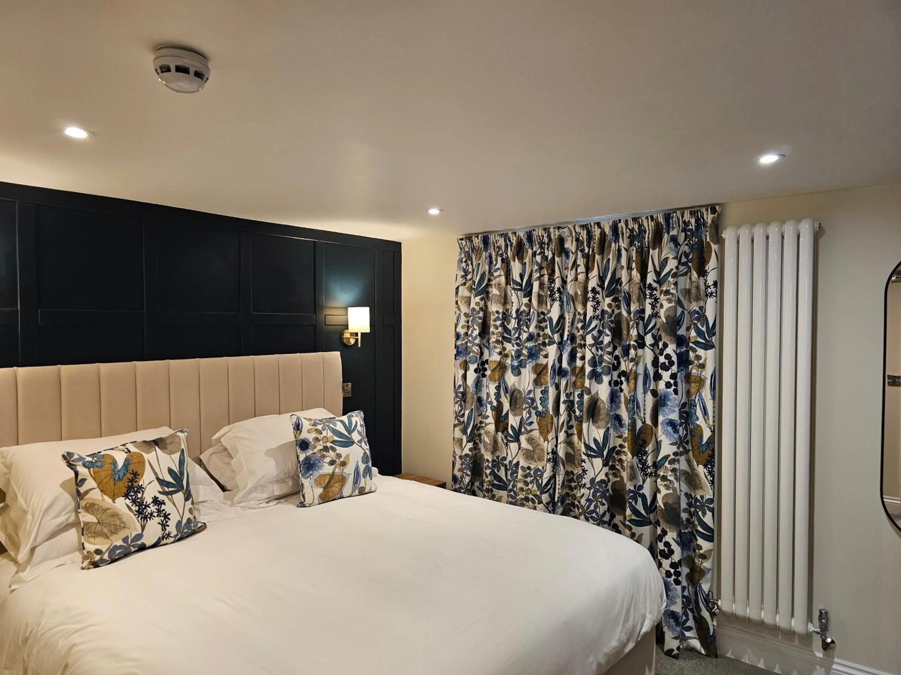 Bed in St George's Guest House