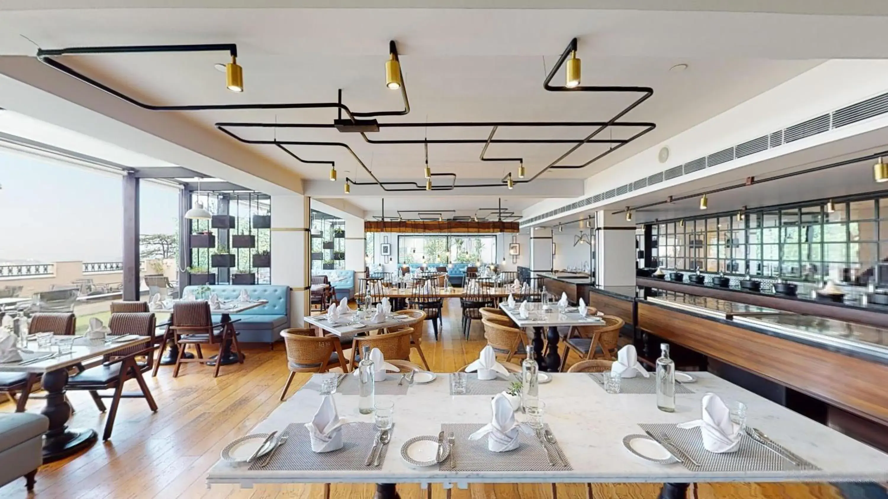 Restaurant/places to eat in Radisson Hotel Shimla Restaurant/places to eat in Radisson Hotel Shimla