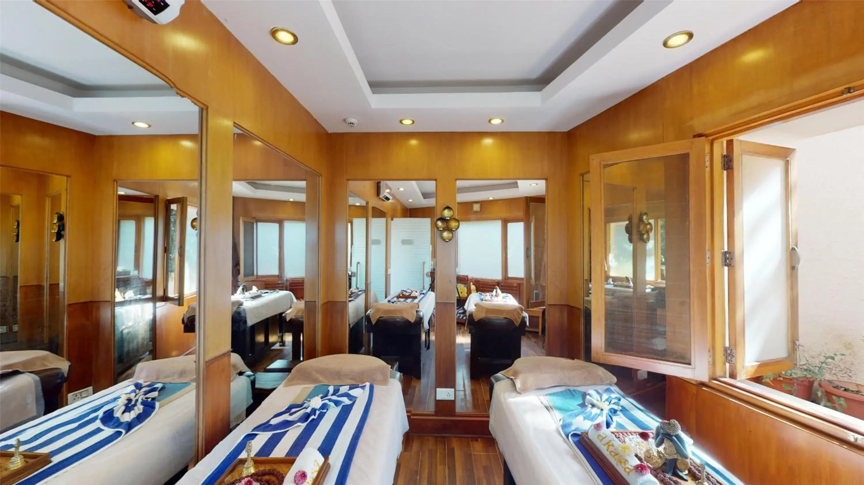 Spa and wellness centre/facilities in Radisson Hotel Shimla Spa and wellness centre/facilities in Radisson Hotel Shimla