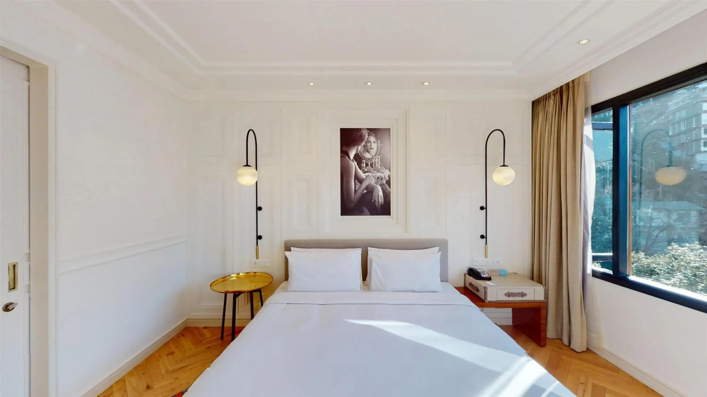 Photo of the whole room, Bed in Radisson Hotel Shimla Photo of the whole room, Bed in Radisson Hotel Shimla