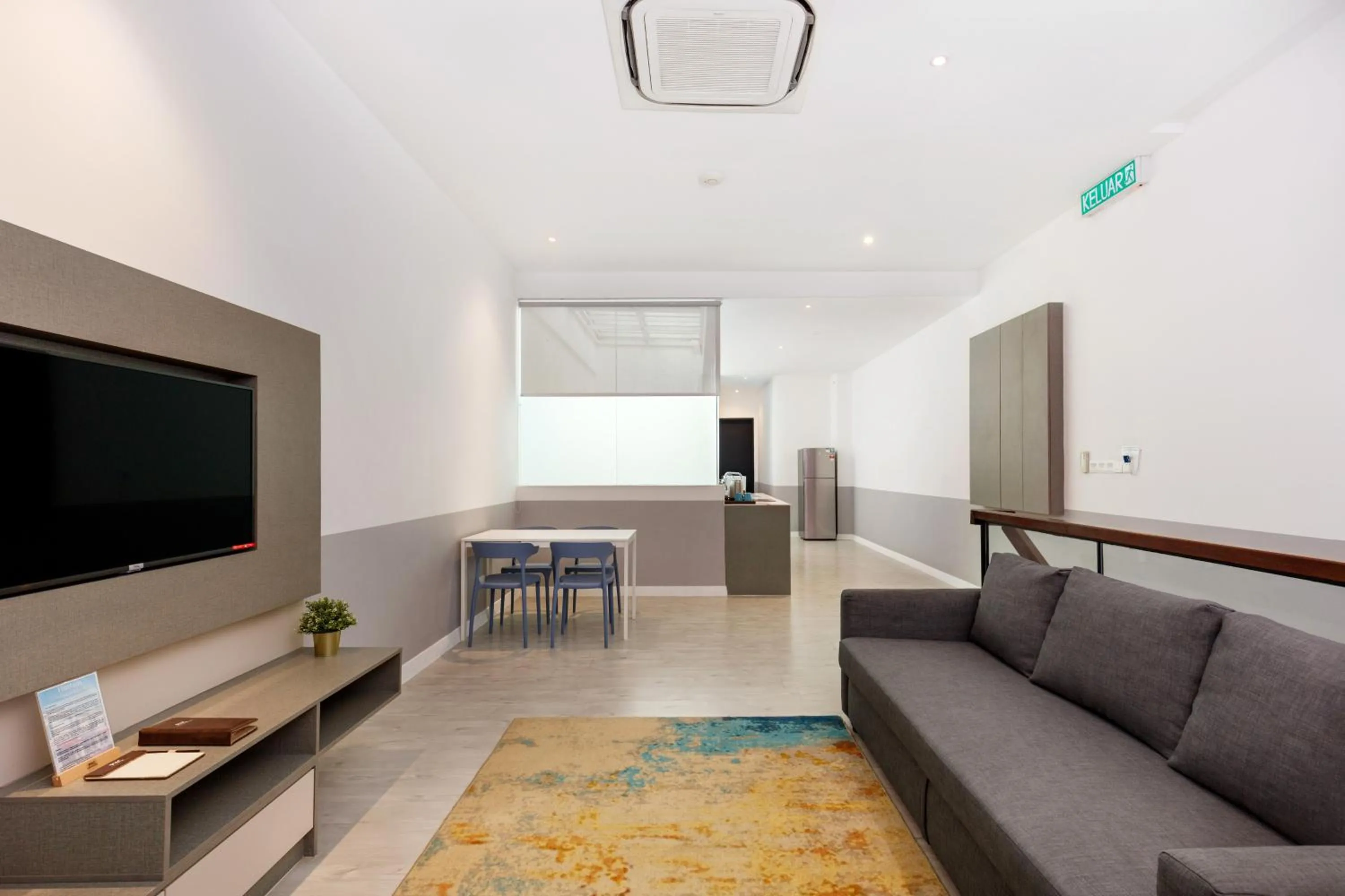 Seating area in Hutton Suite Hotel Managed by The Ascott Limited