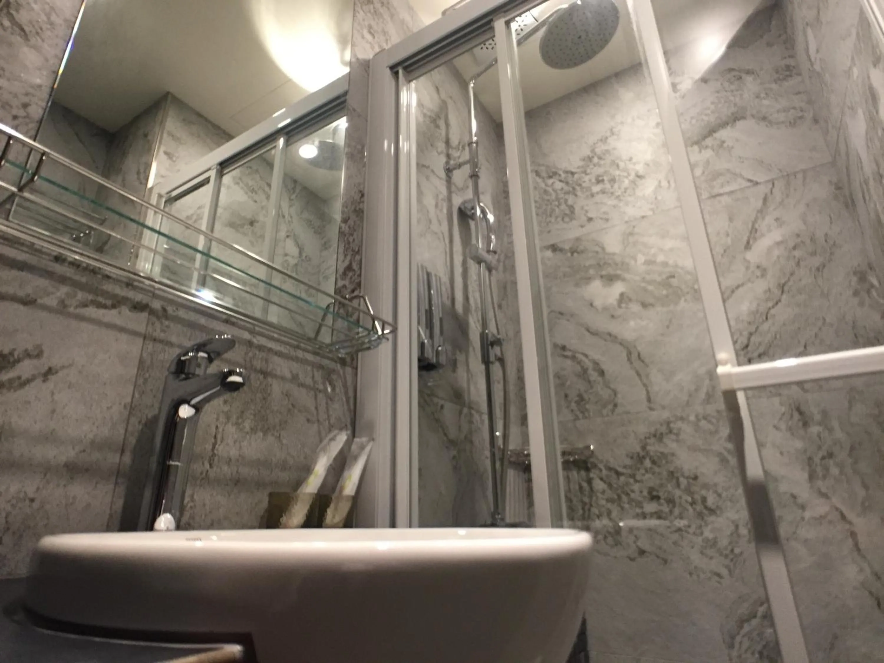 Toilet in Ueno Hirokoji 428