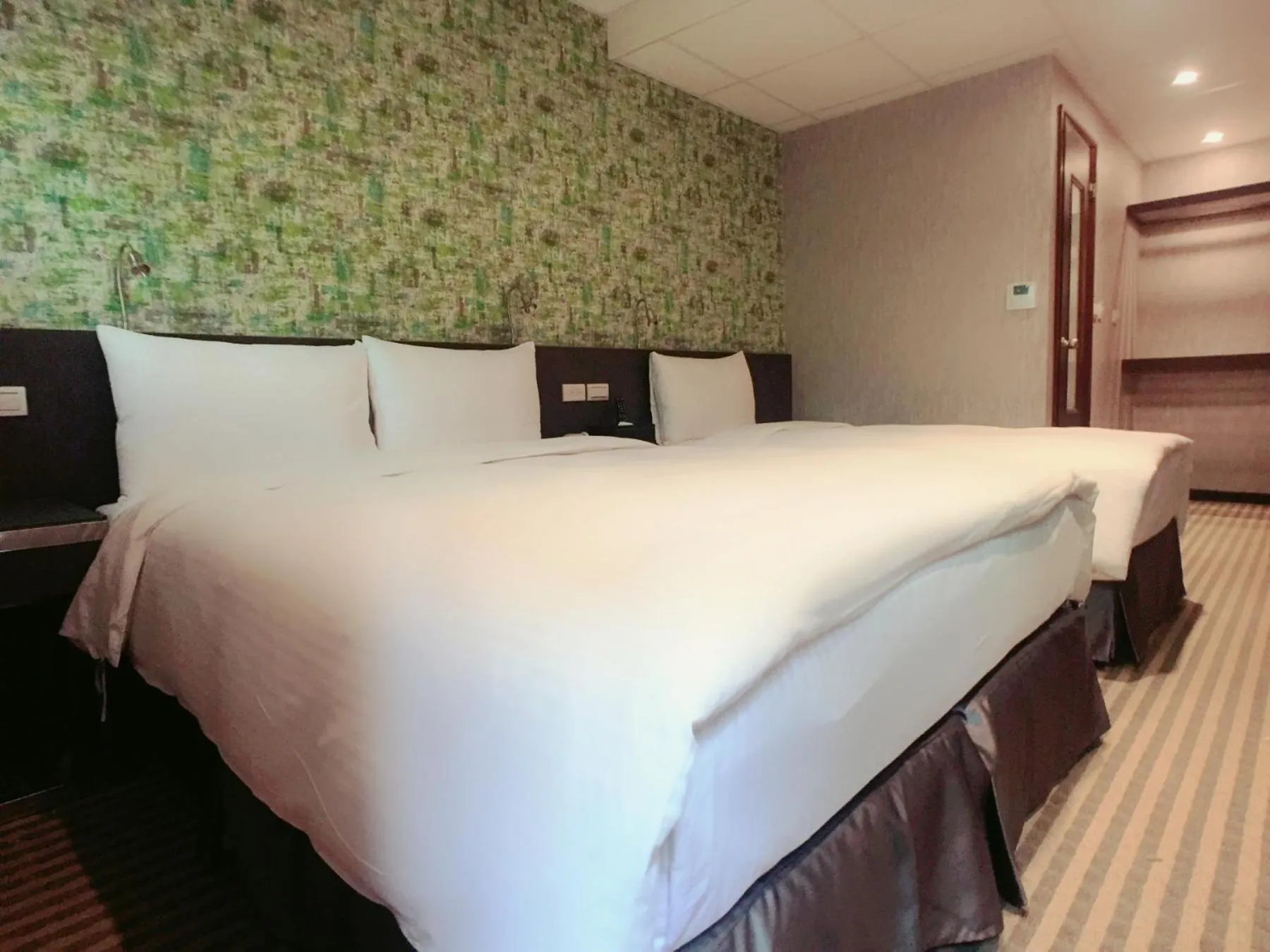 Bedroom, Bed in Ueno Hirokoji 428