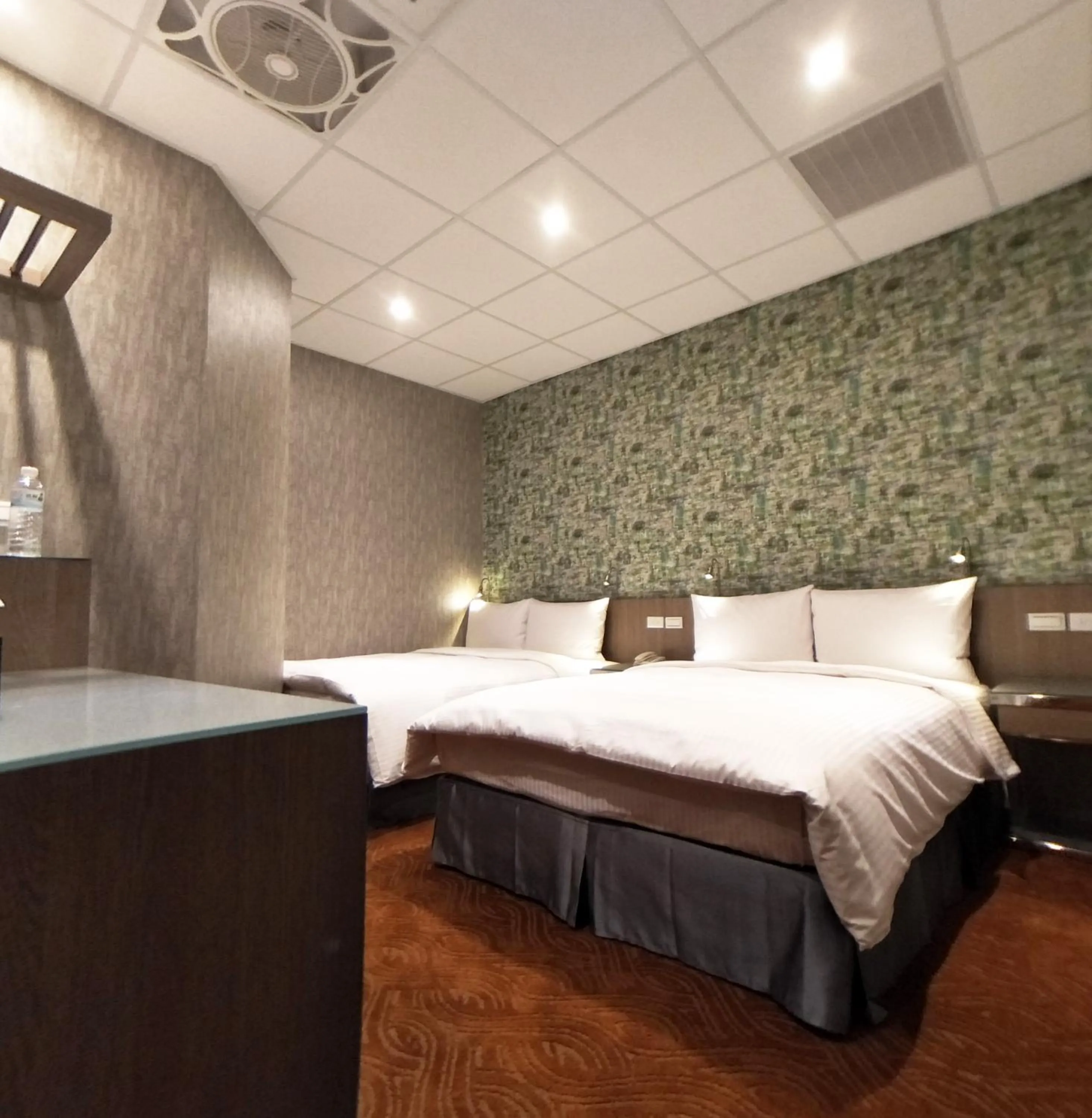 Bedroom, Bed in Ueno Hirokoji 428