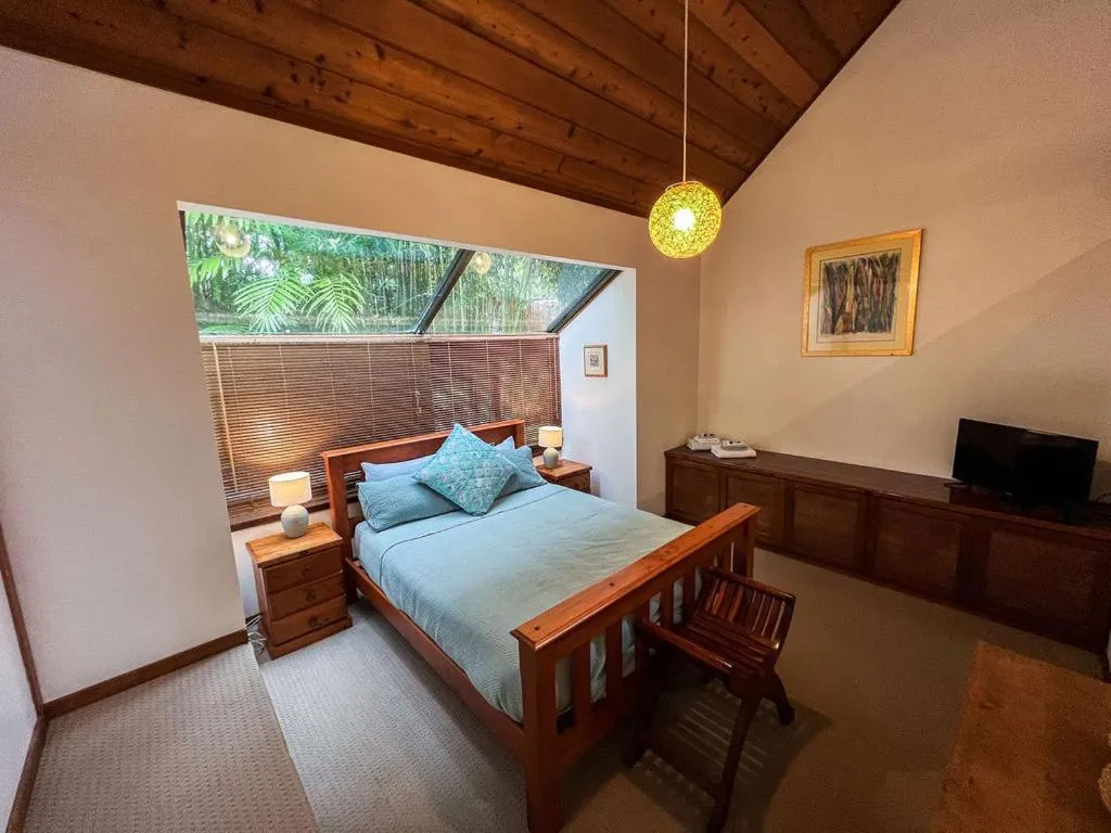Bedroom, Bed in Lake Russell Retreat