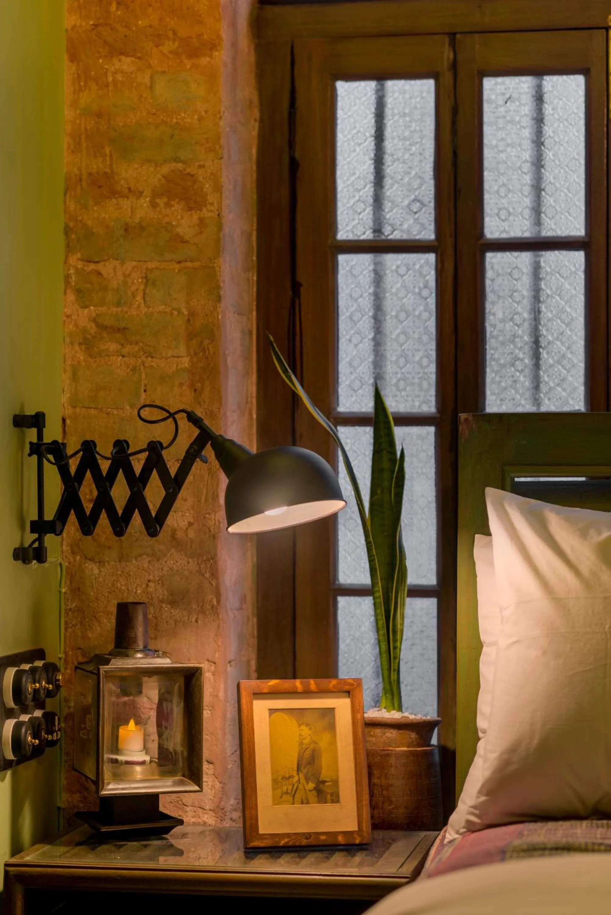 Bed in Calcutta Bungalow