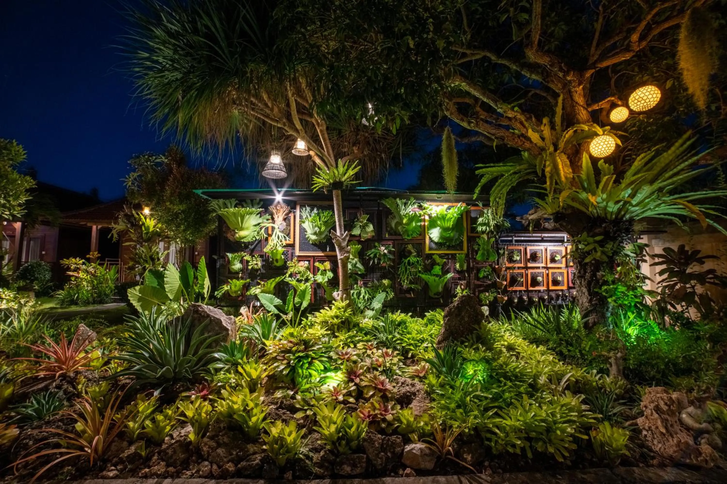 Garden in D'Puncak Villas Lembongan