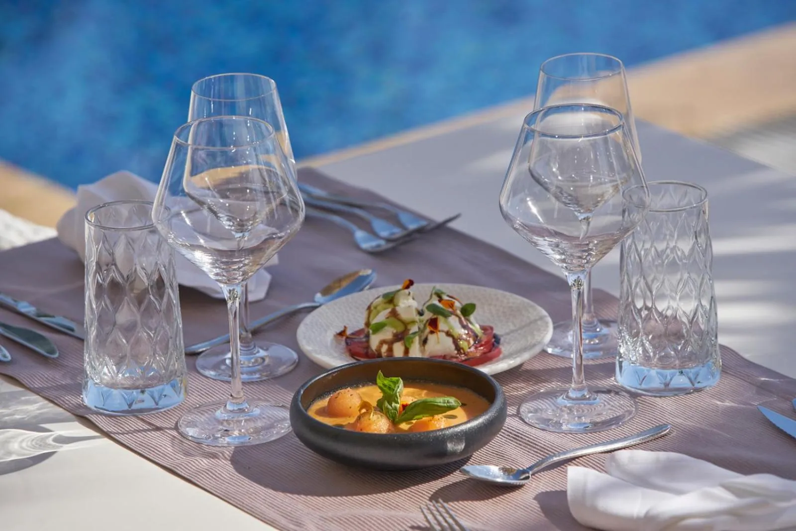 Restaurant/places to eat in Boutique Hotel Life