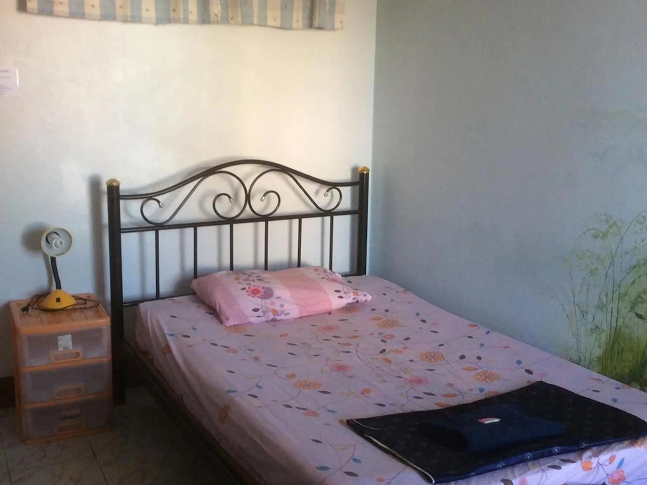 Photo of the whole room, Bed in Ban Wiang Guest House