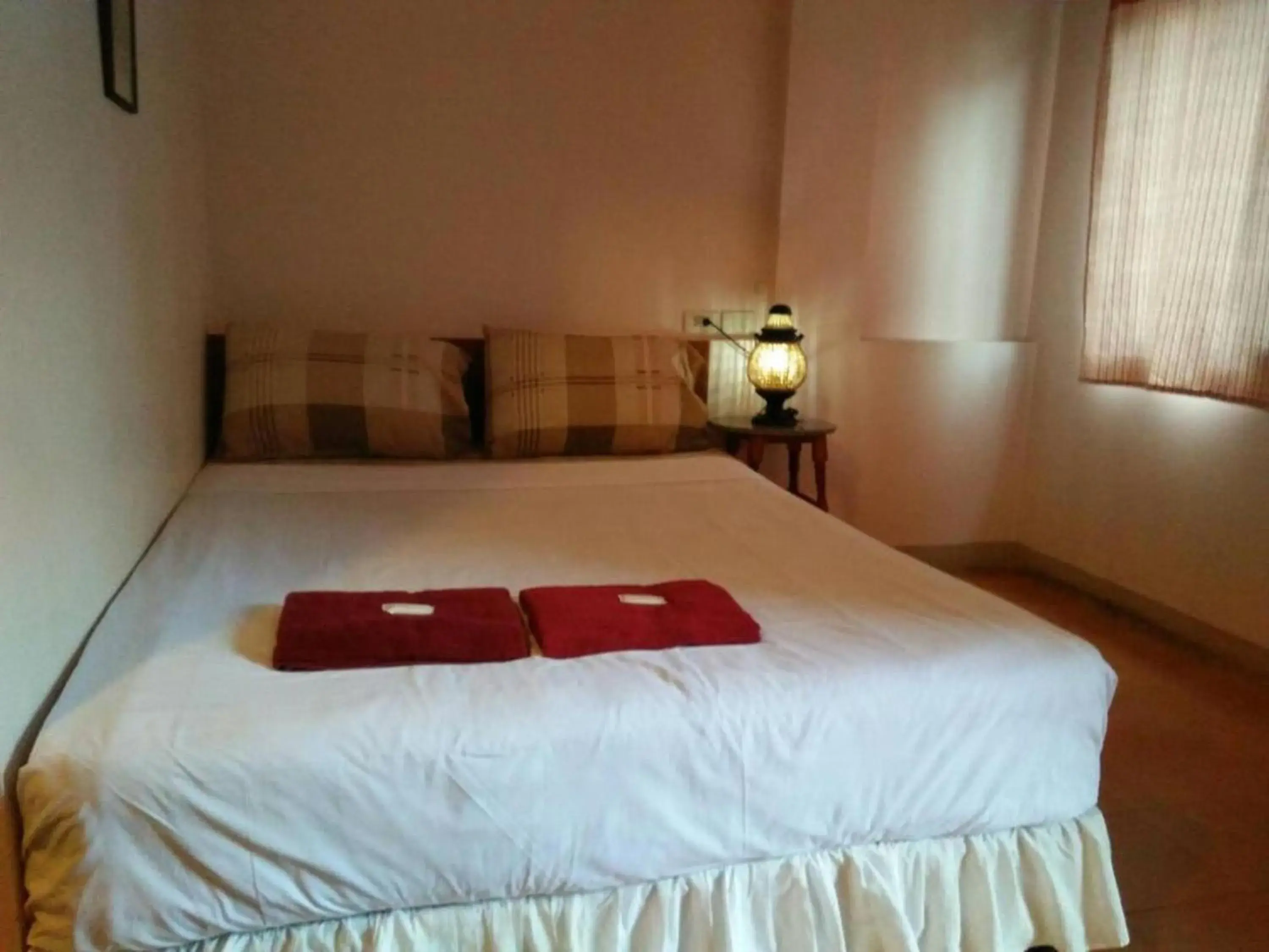 Bedroom, Bed in Ban Wiang Guest House Bedroom, Bed in Ban Wiang Guest House